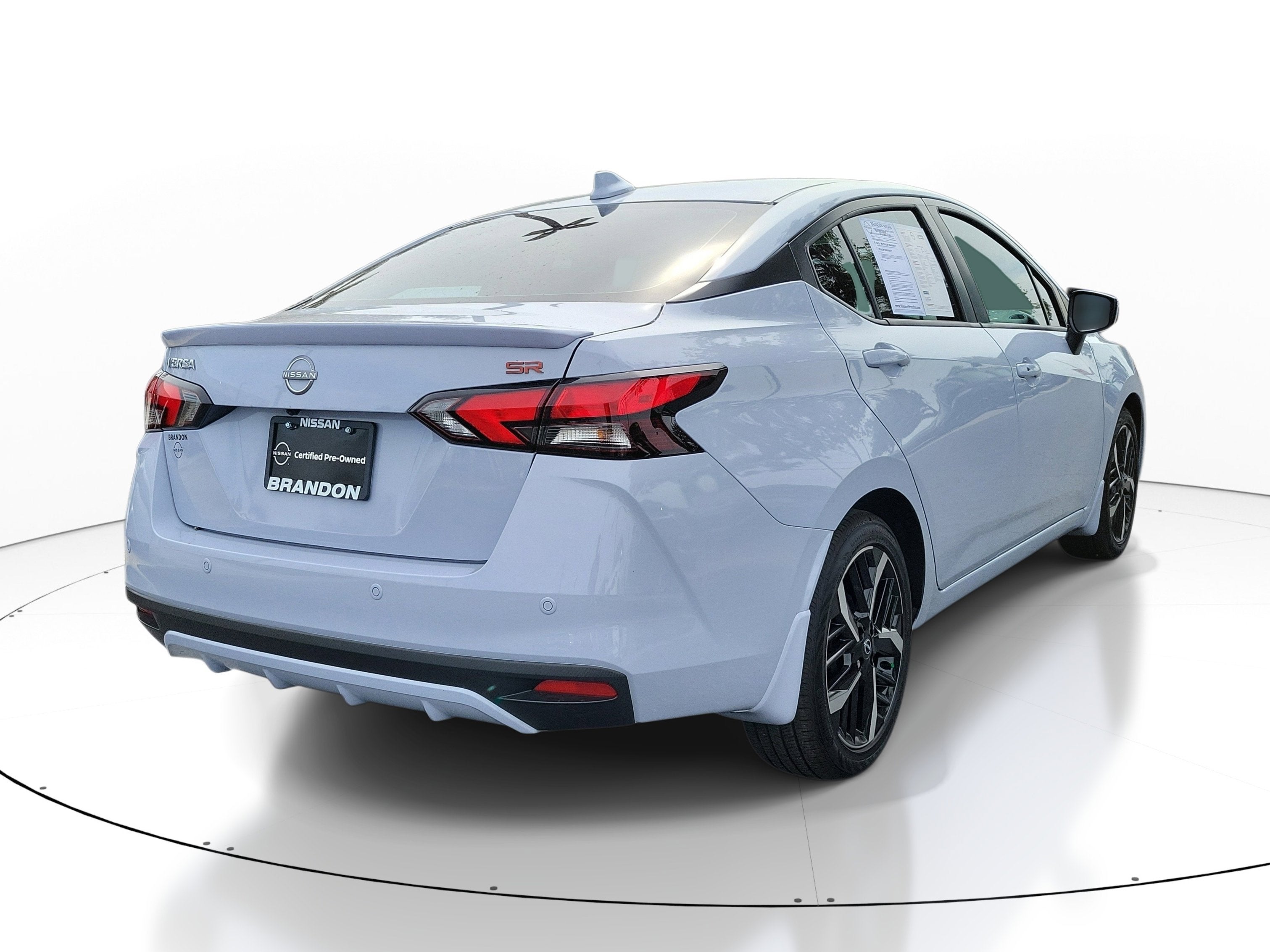 2025 Nissan Versa SR