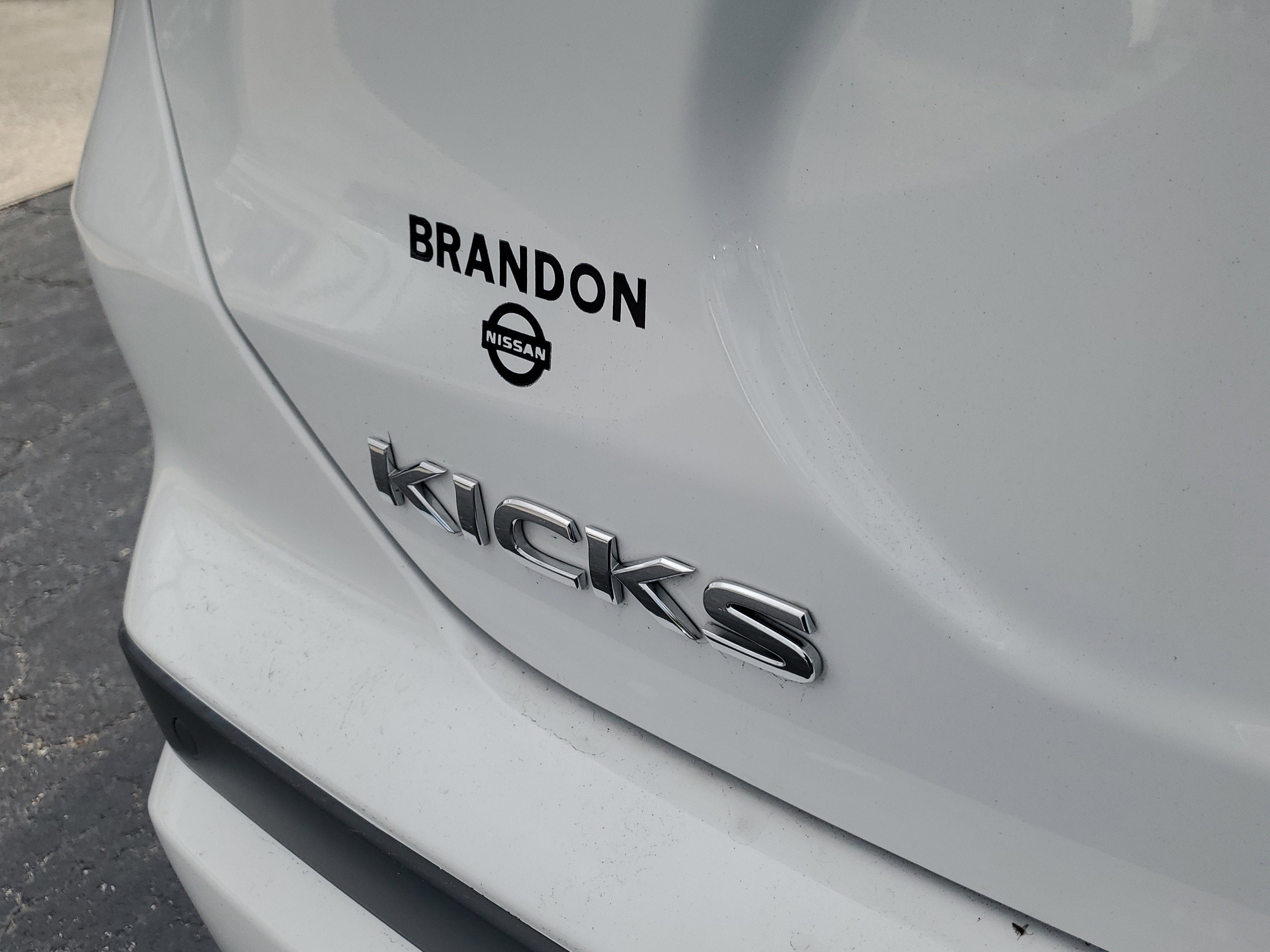 2024 Nissan Kicks SV