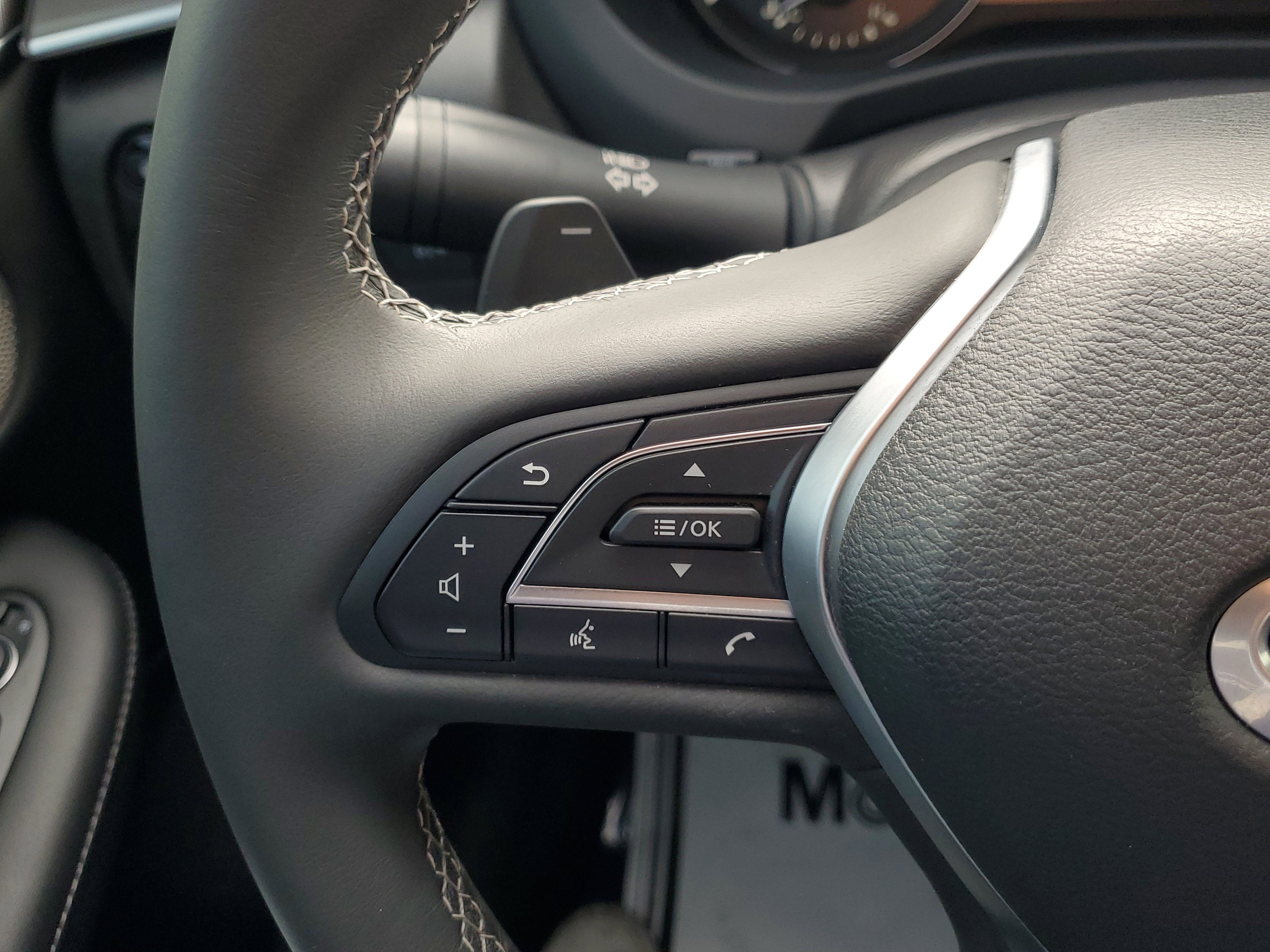 2023 INFINITI QX50 LUXE