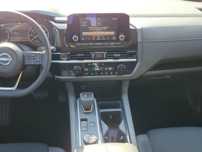 2022 Nissan Pathfinder S