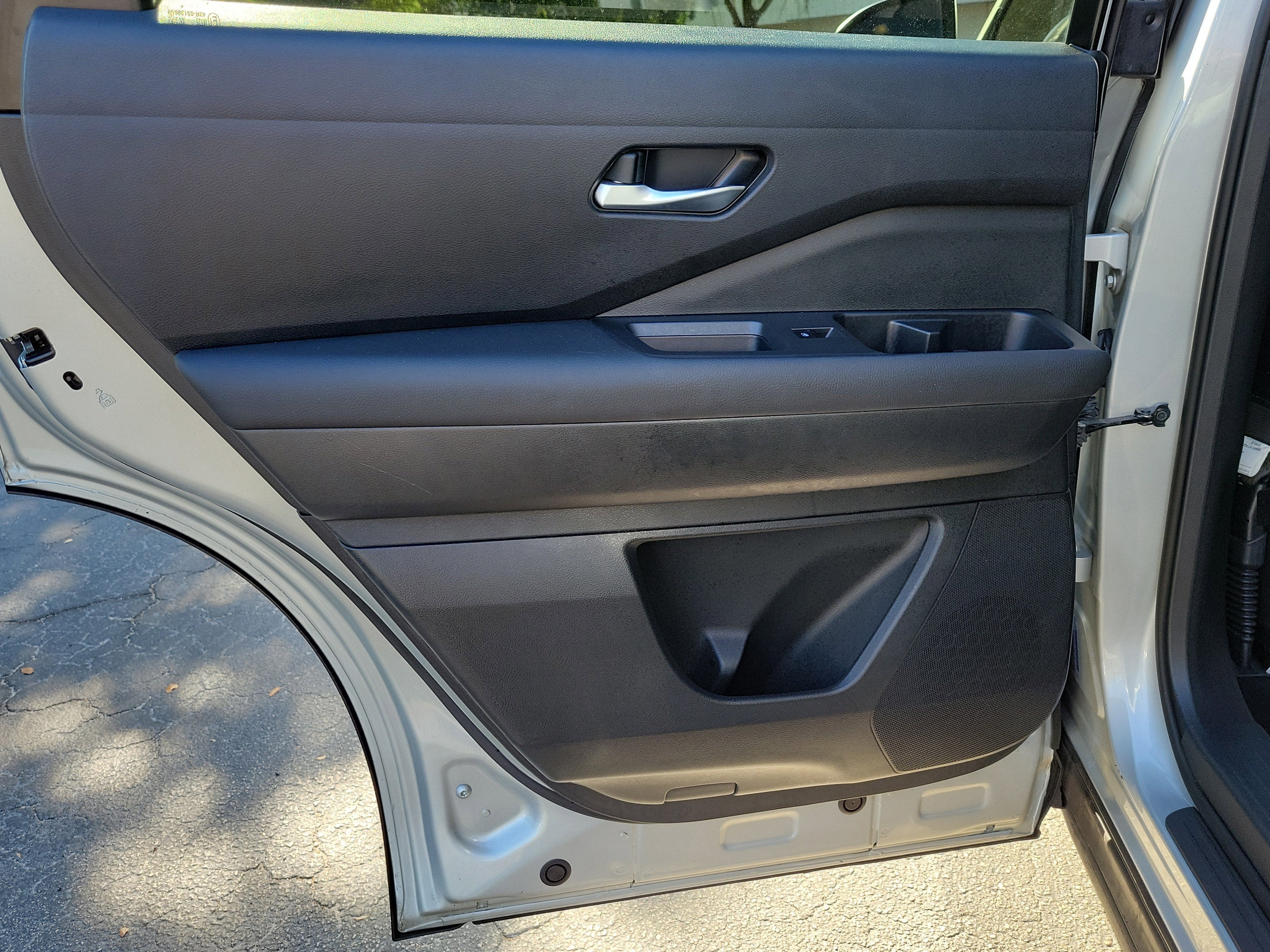 2022 Nissan Pathfinder S