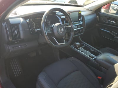 2022 Nissan Pathfinder SV