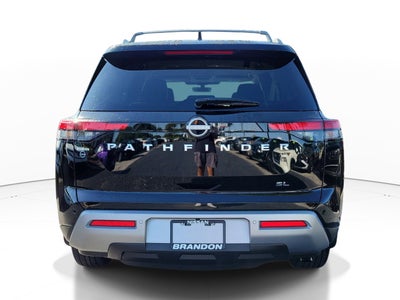 2025 Nissan Pathfinder SL