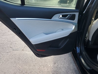 2022 Genesis G70 3.3T