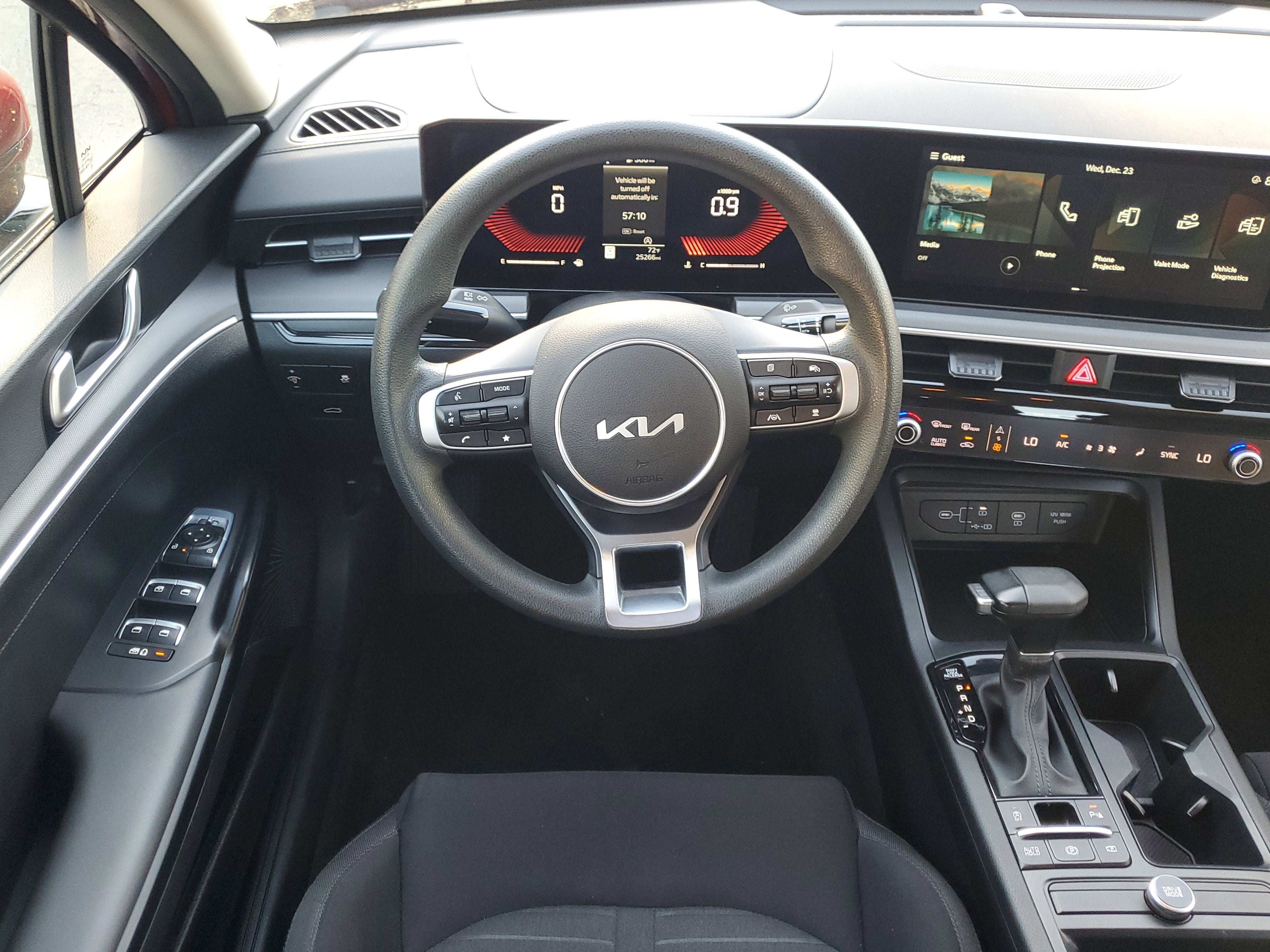 2025 Kia K5 LXS