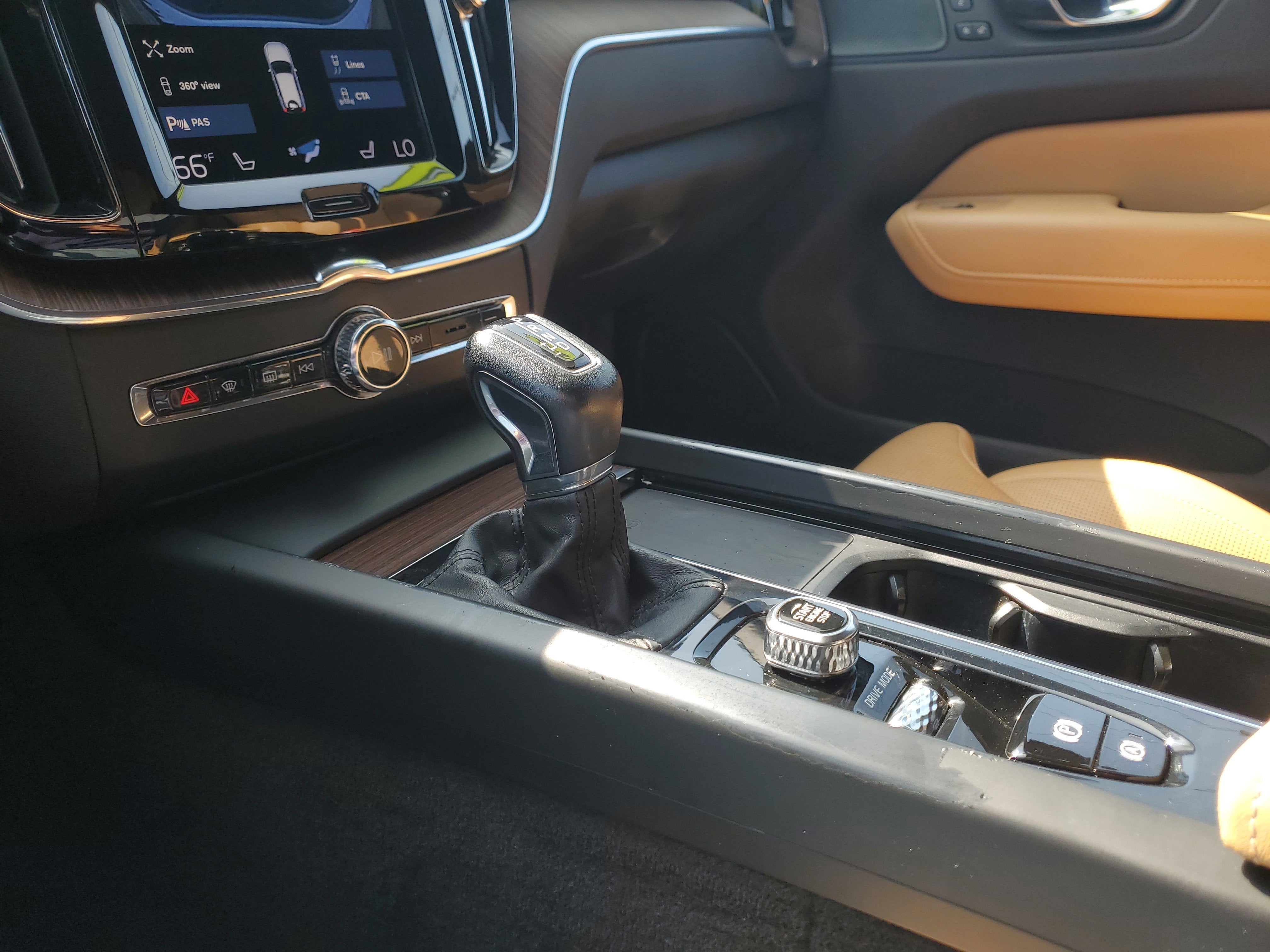 2021 Volvo XC60 Inscription