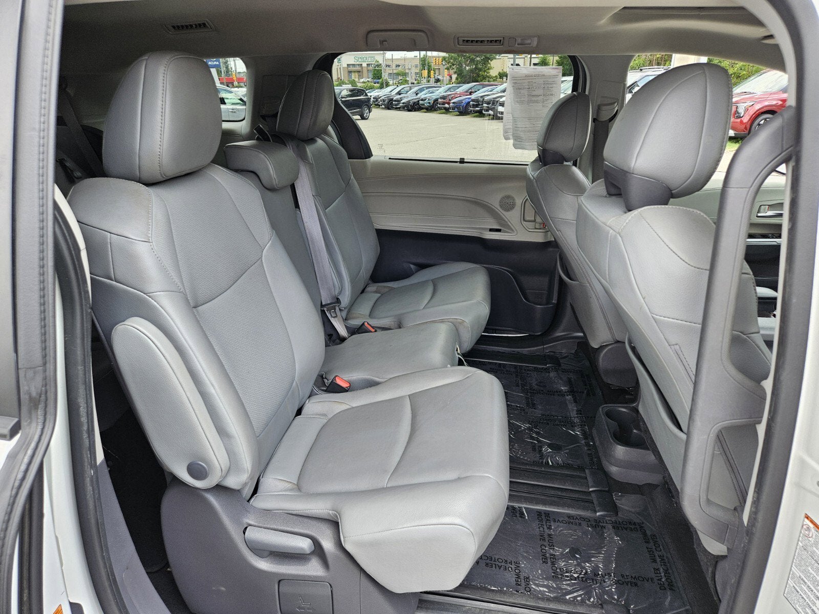 2021 Toyota Sienna XLE