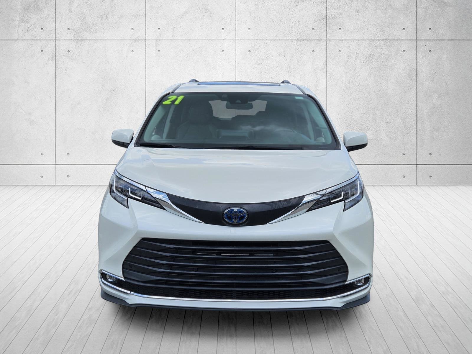 2021 Toyota Sienna XLE