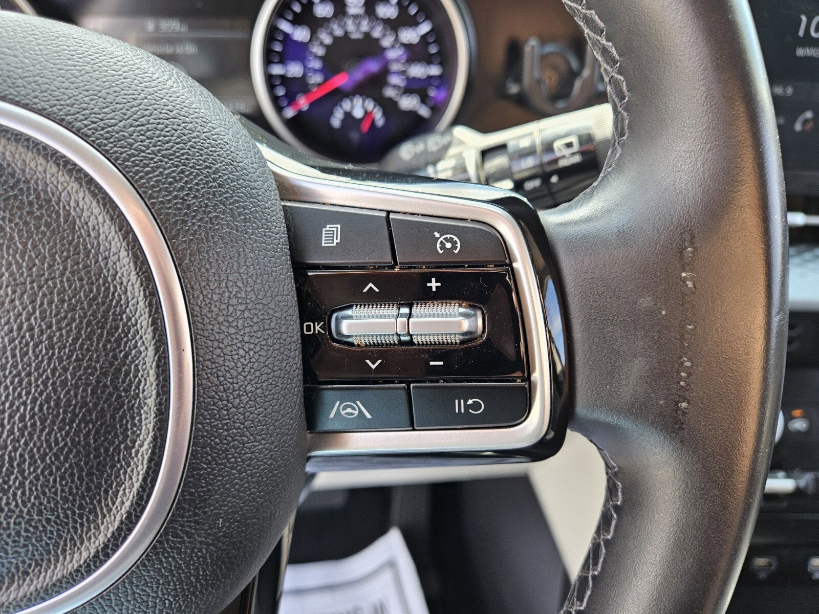 2022 Kia Carnival LXS