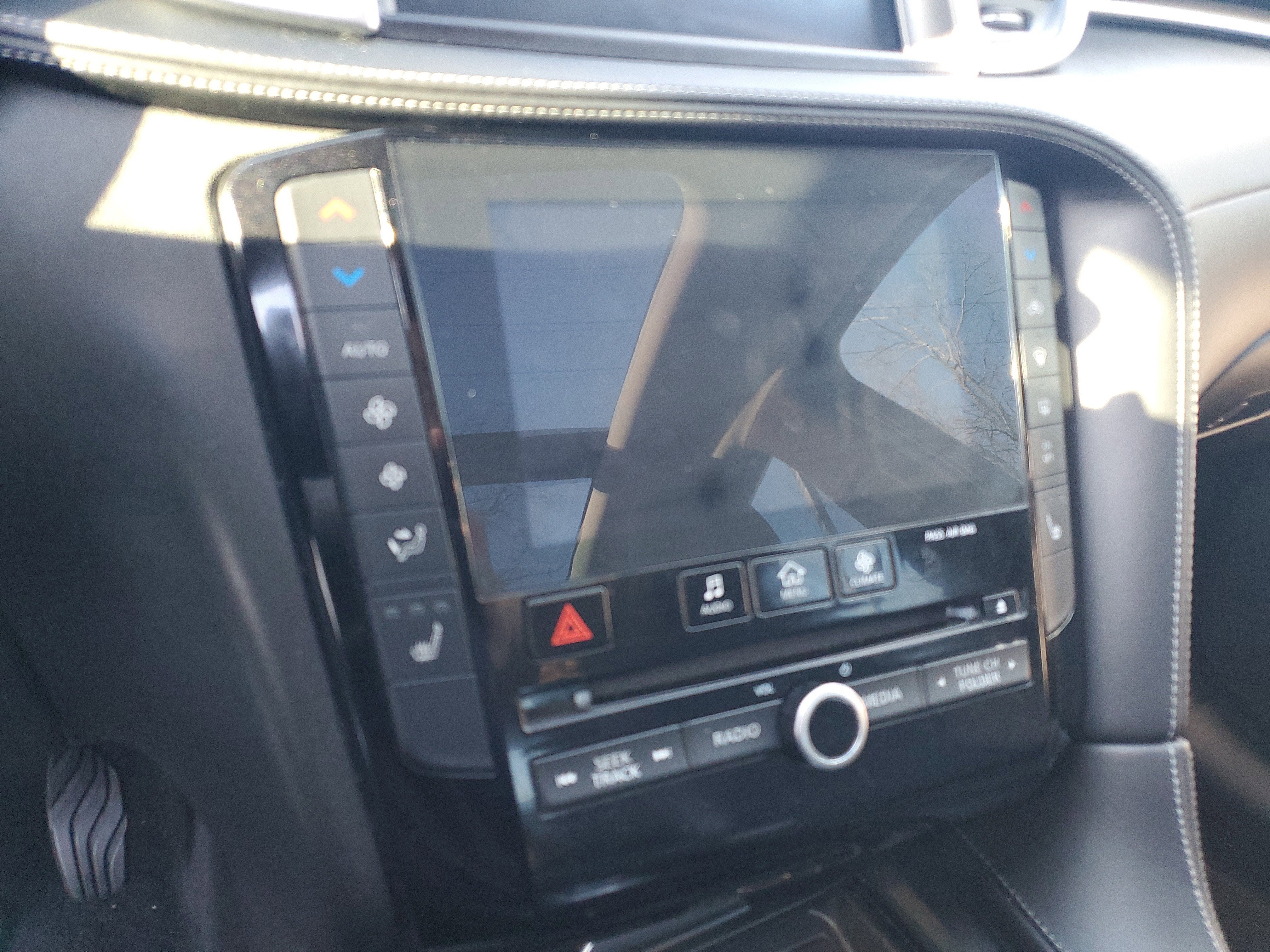 2022 INFINITI QX50 LUXE