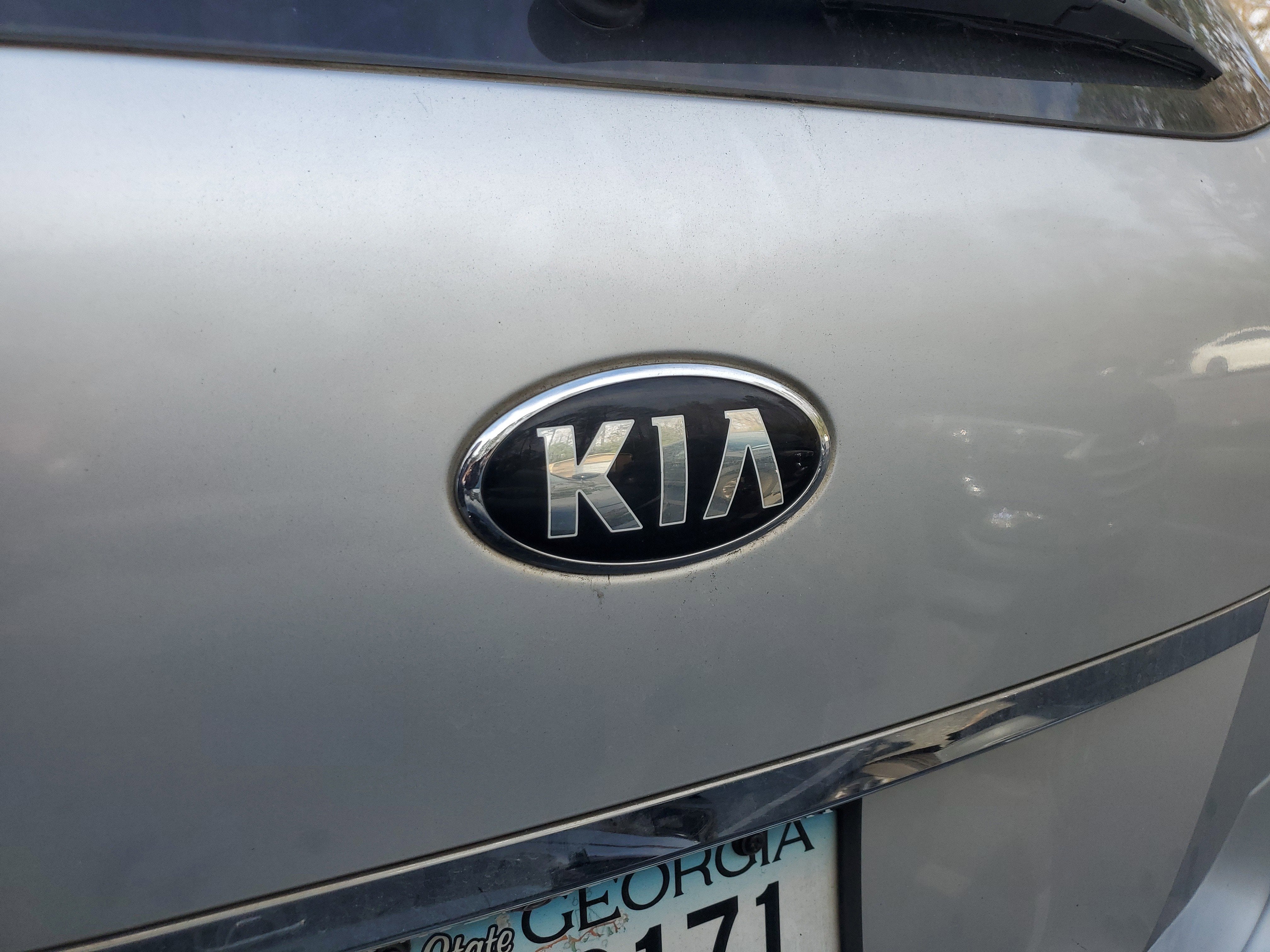 2017 Kia Sedona L
