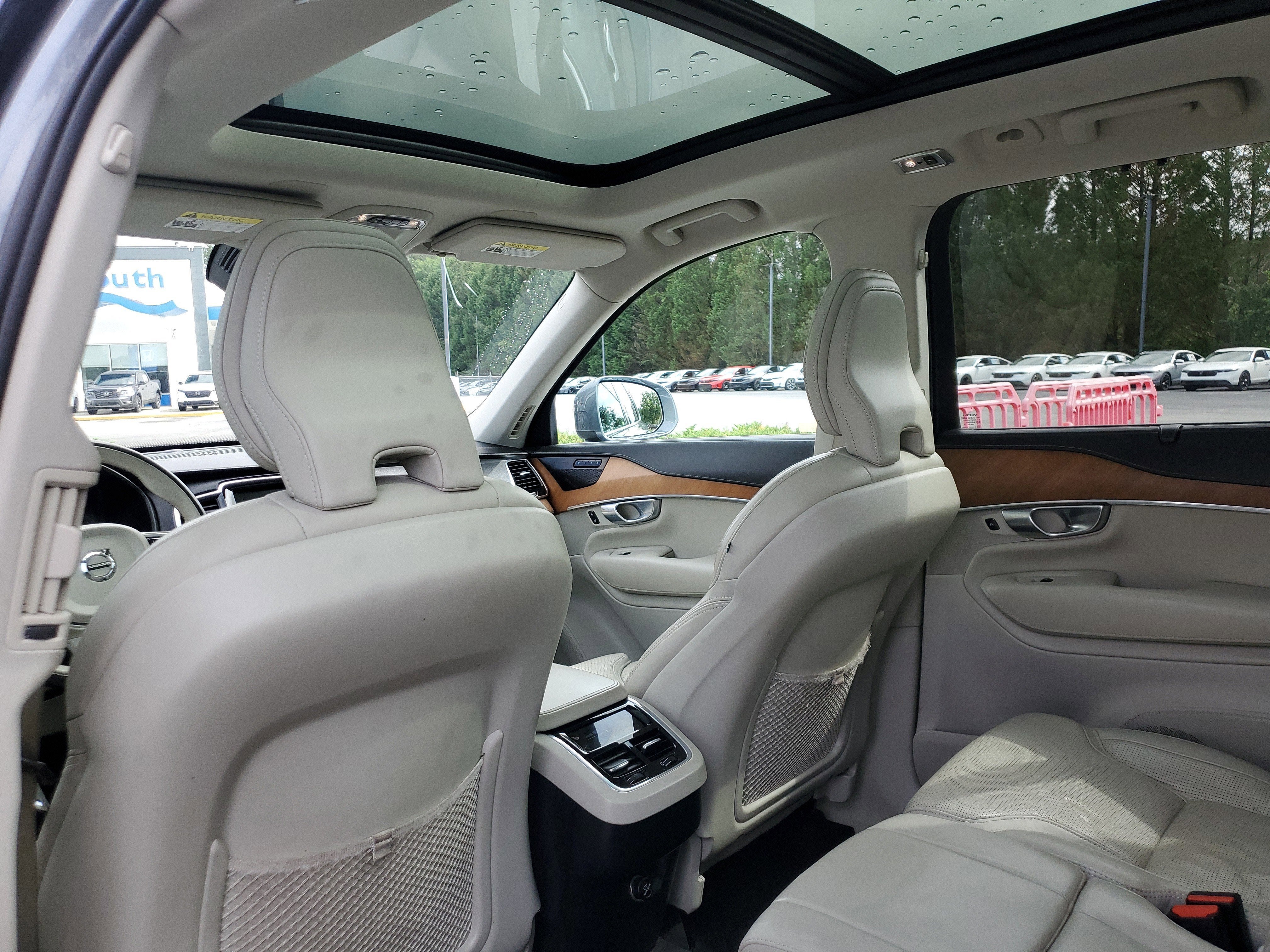 2019 Volvo XC90 Inscription