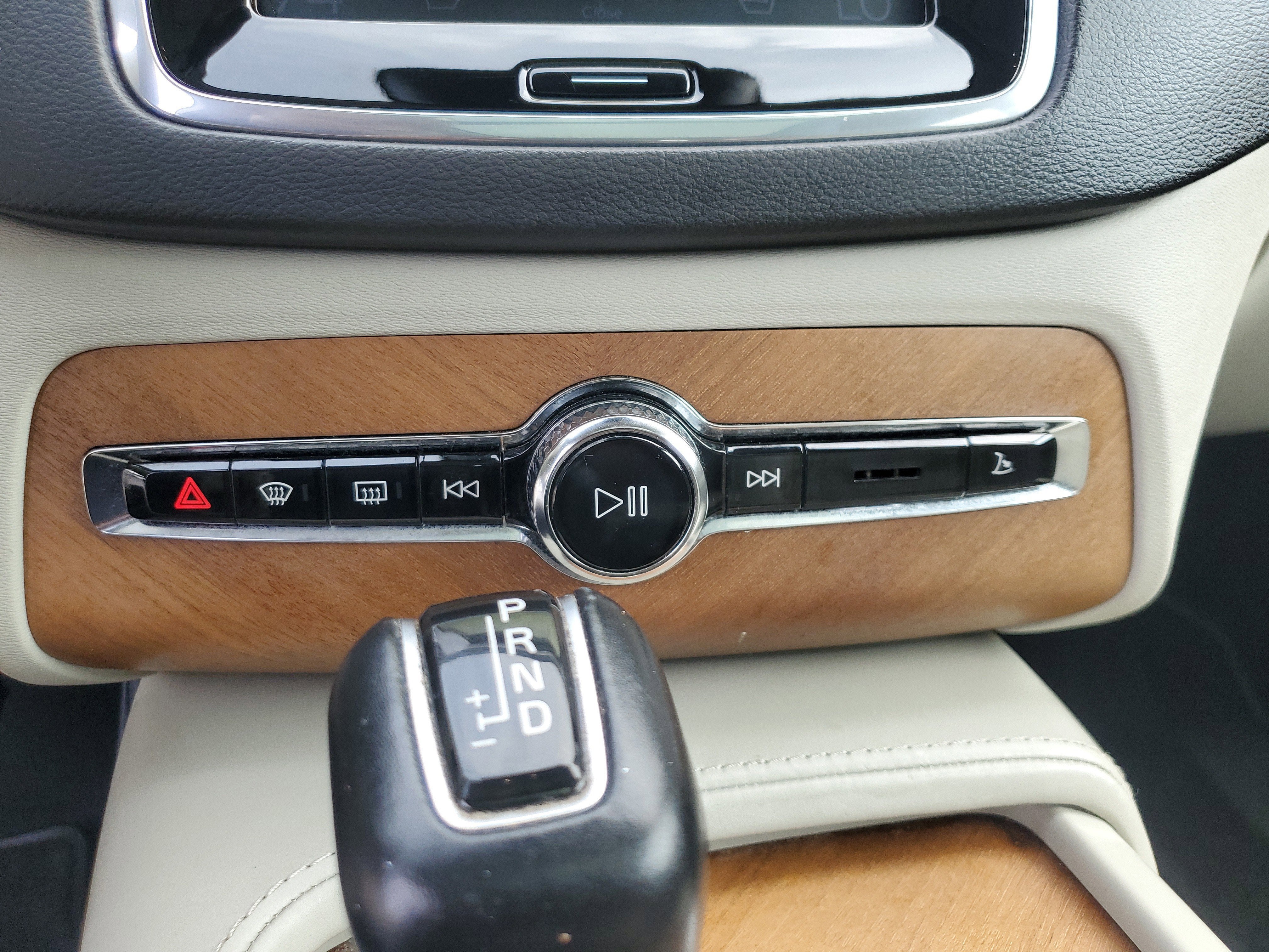 2019 Volvo XC90 Inscription