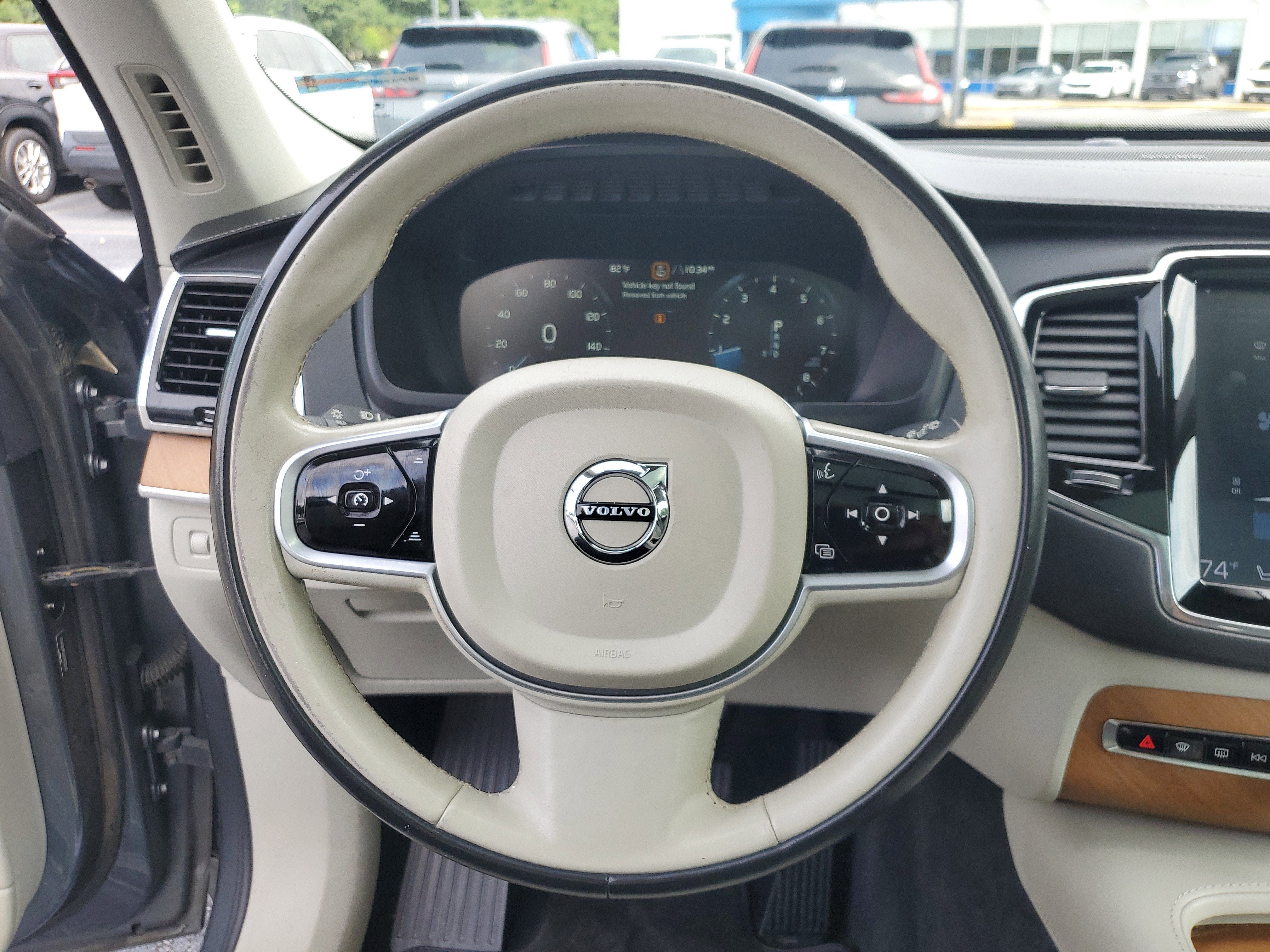 2019 Volvo XC90 Inscription