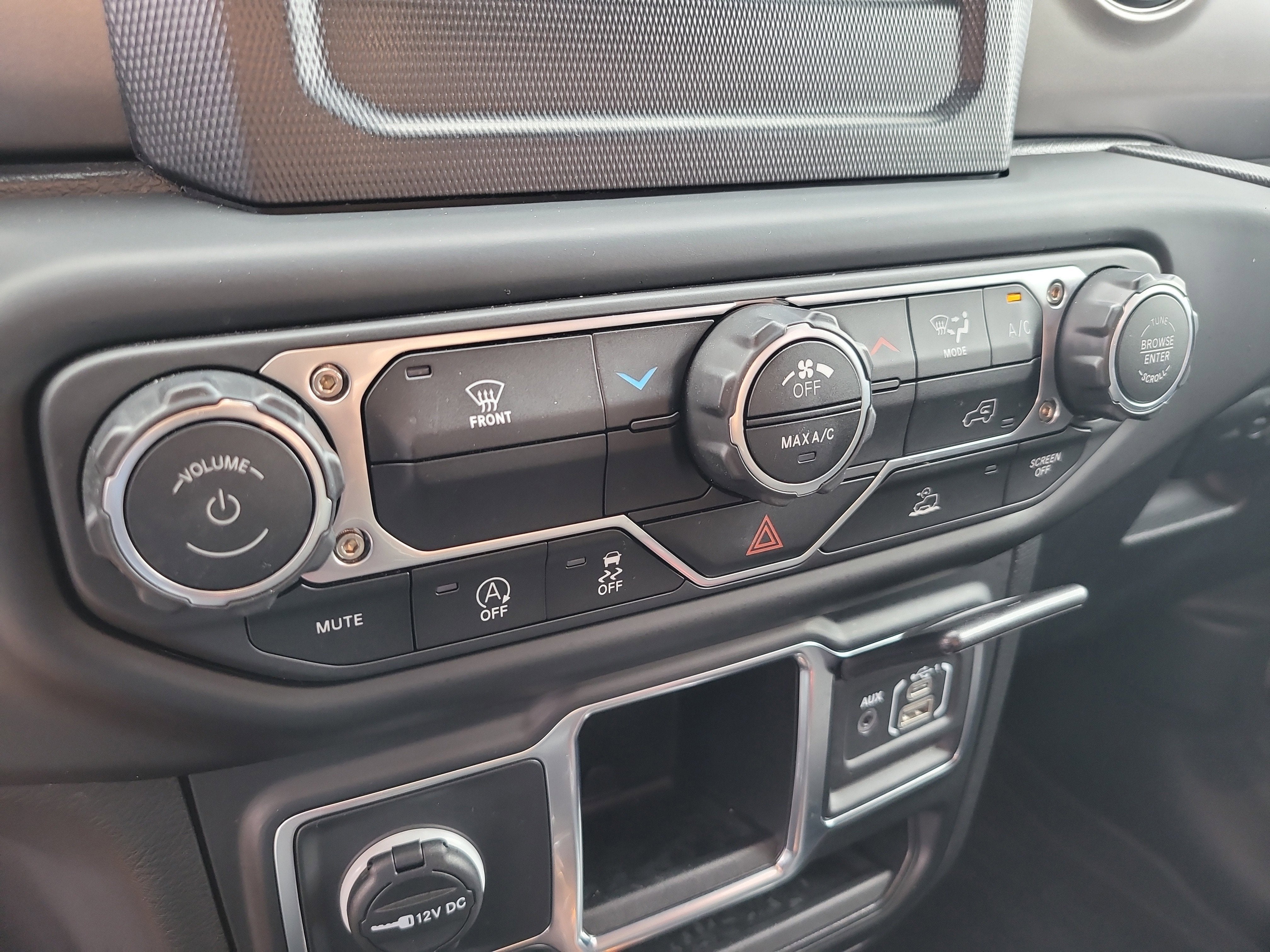 2023 Jeep Wrangler Willys Sport