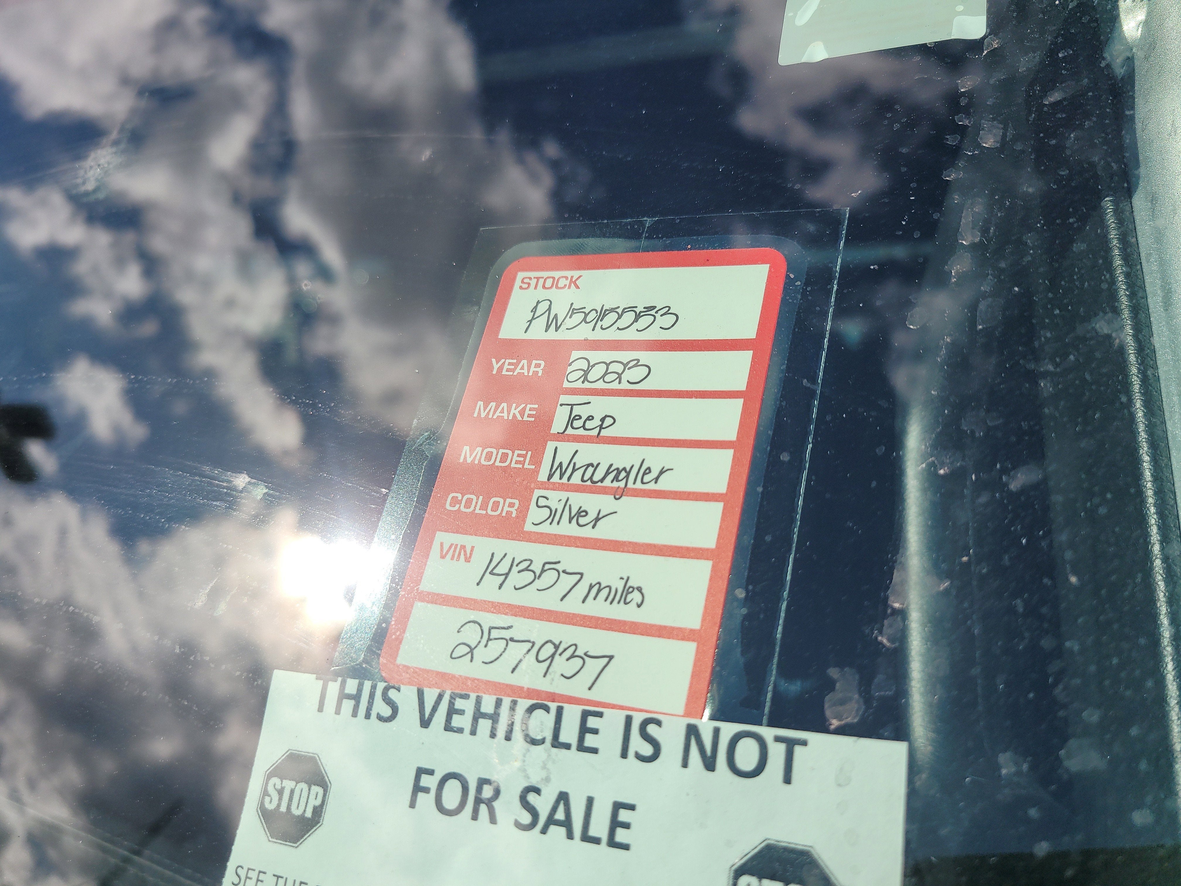 2023 Jeep Wrangler Sahara Altitude