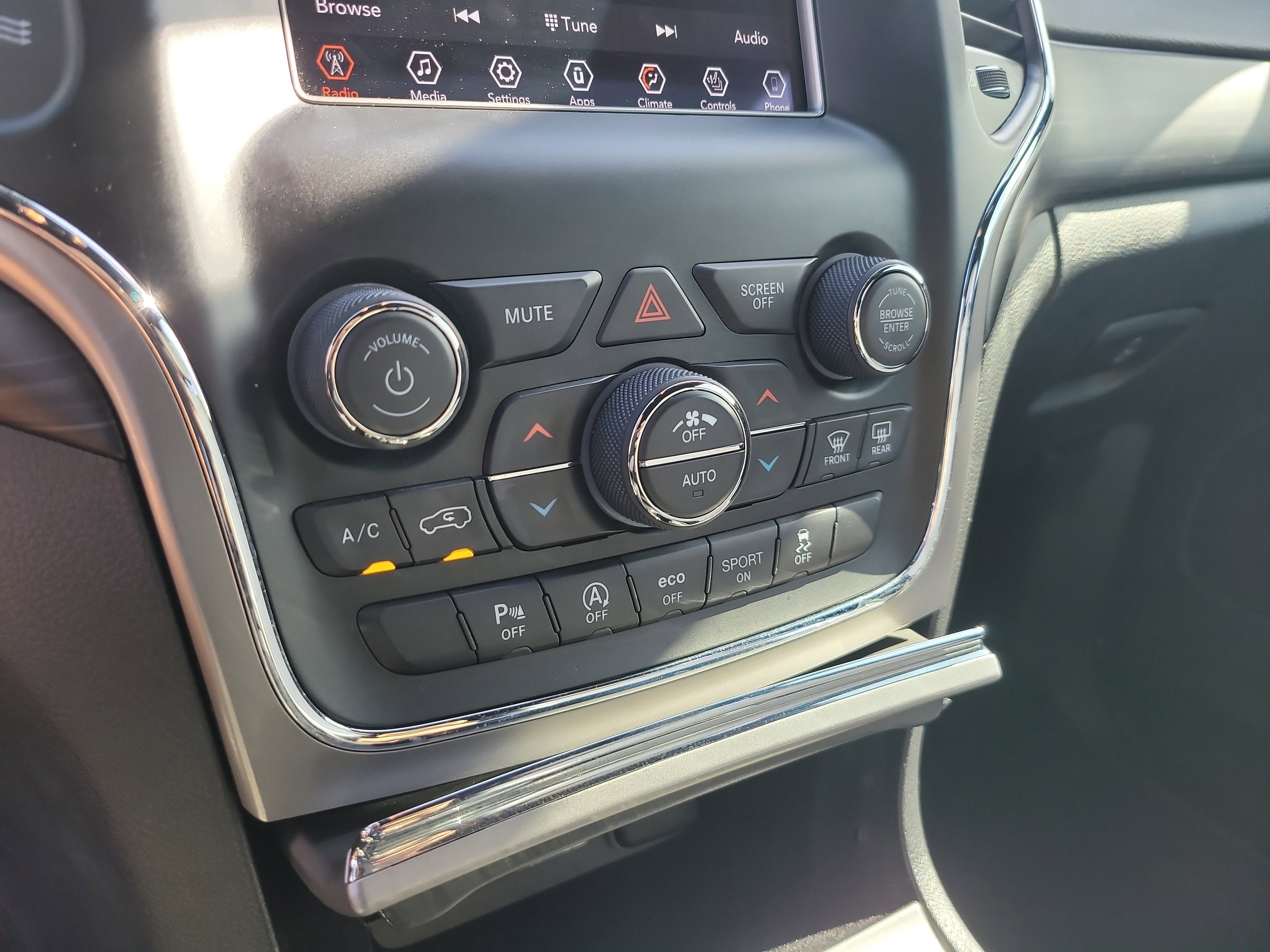 2021 Jeep Grand Cherokee Laredo E