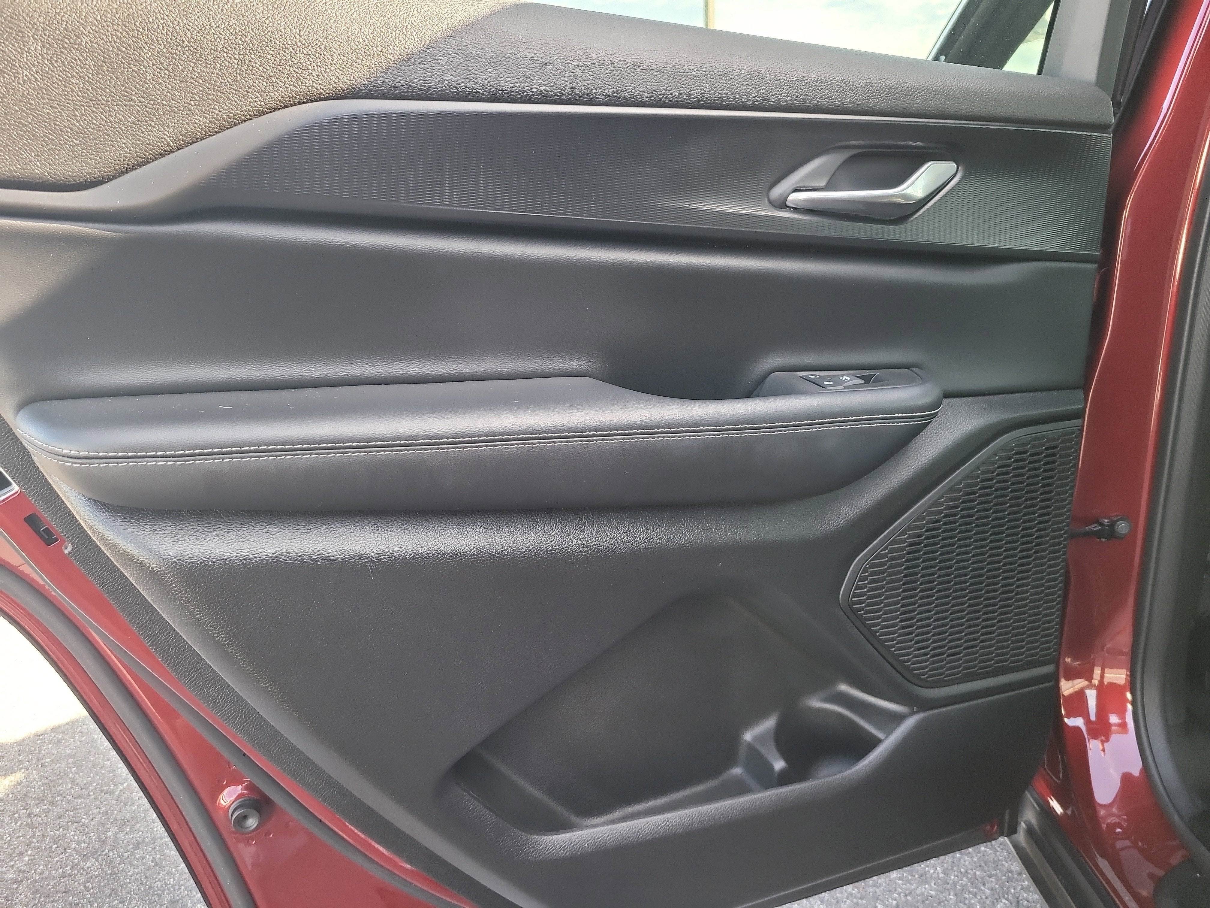 2024 Jeep Grand Cherokee L Laredo