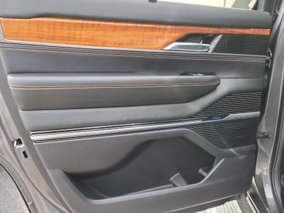 2022 Jeep Grand Wagoneer Series III