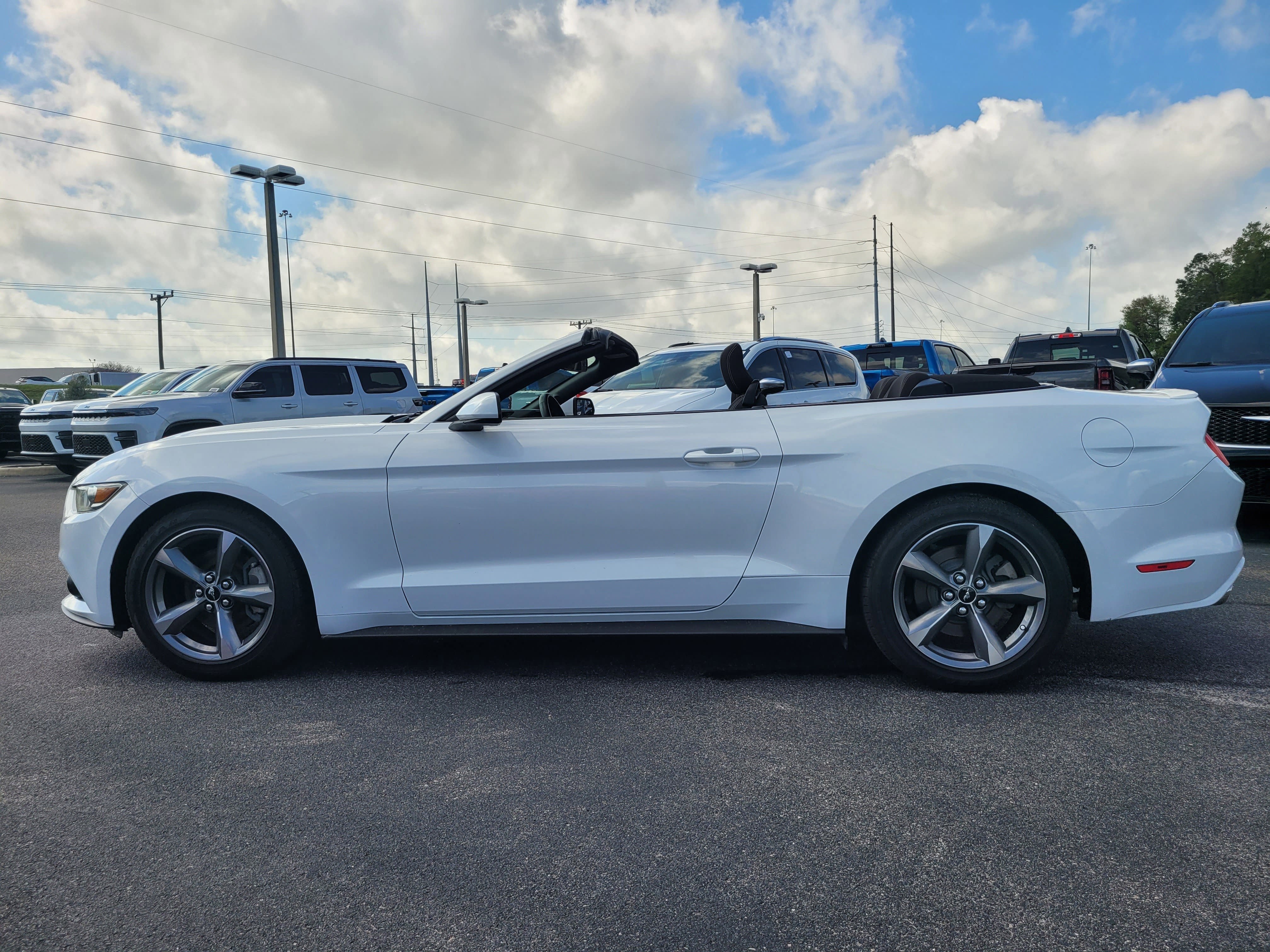 2015 Ford Mustang V6