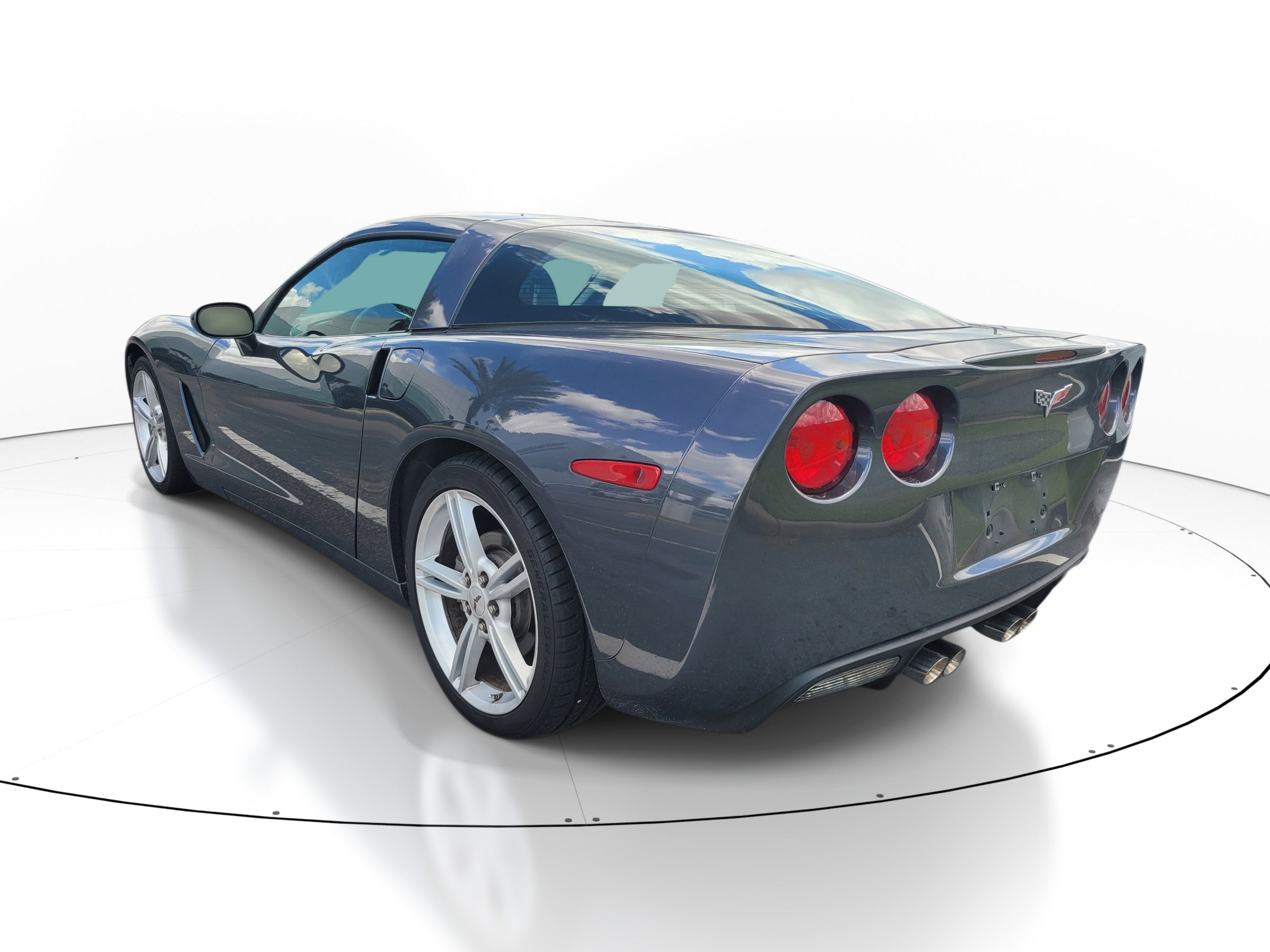 2010 Chevrolet Corvette with 1LT