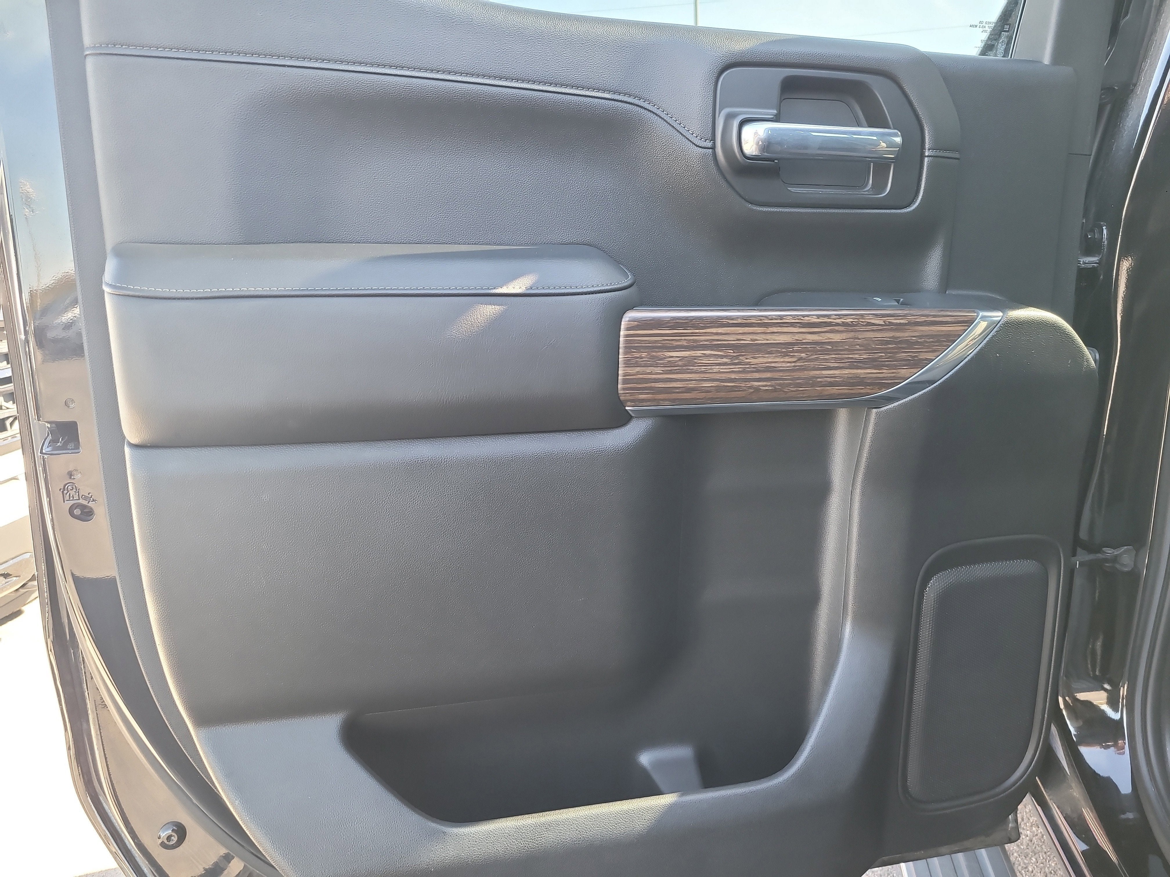 2022 Chevrolet Silverado 1500 LTD High Country