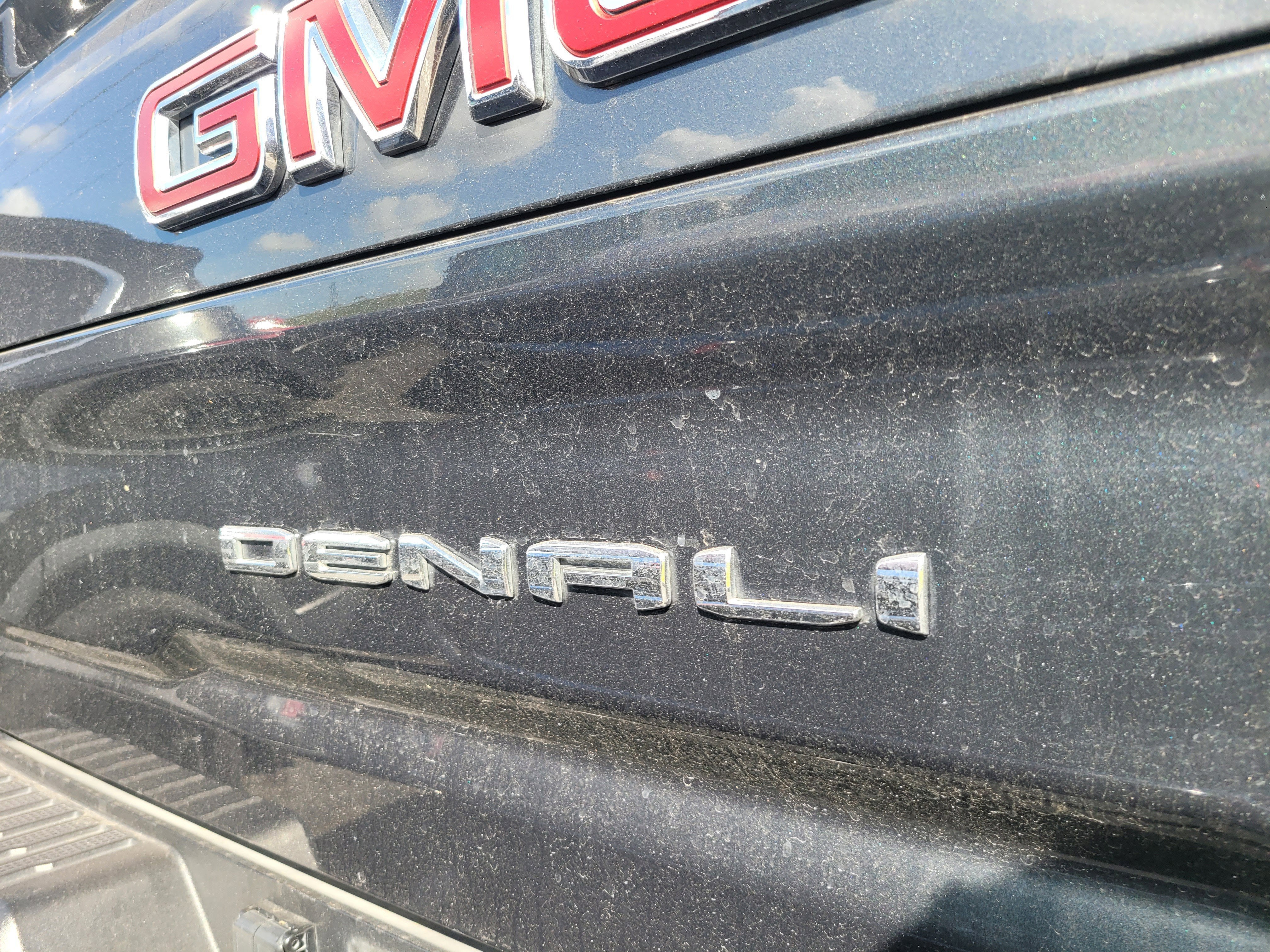 2023 GMC Sierra 2500HD Denali