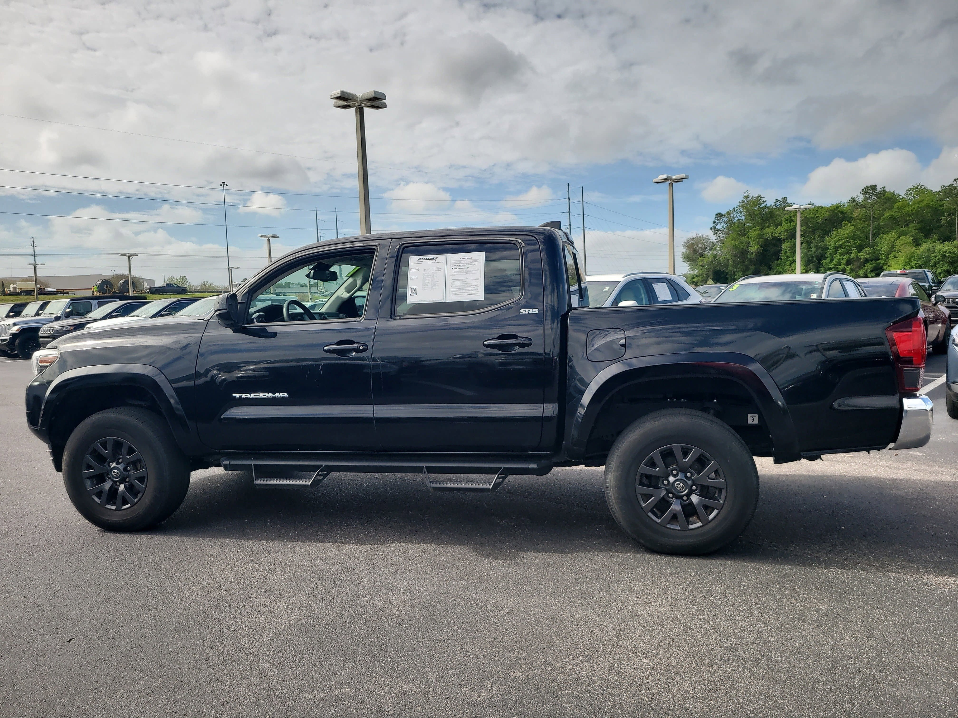 2021 Toyota Tacoma 4WD SR5