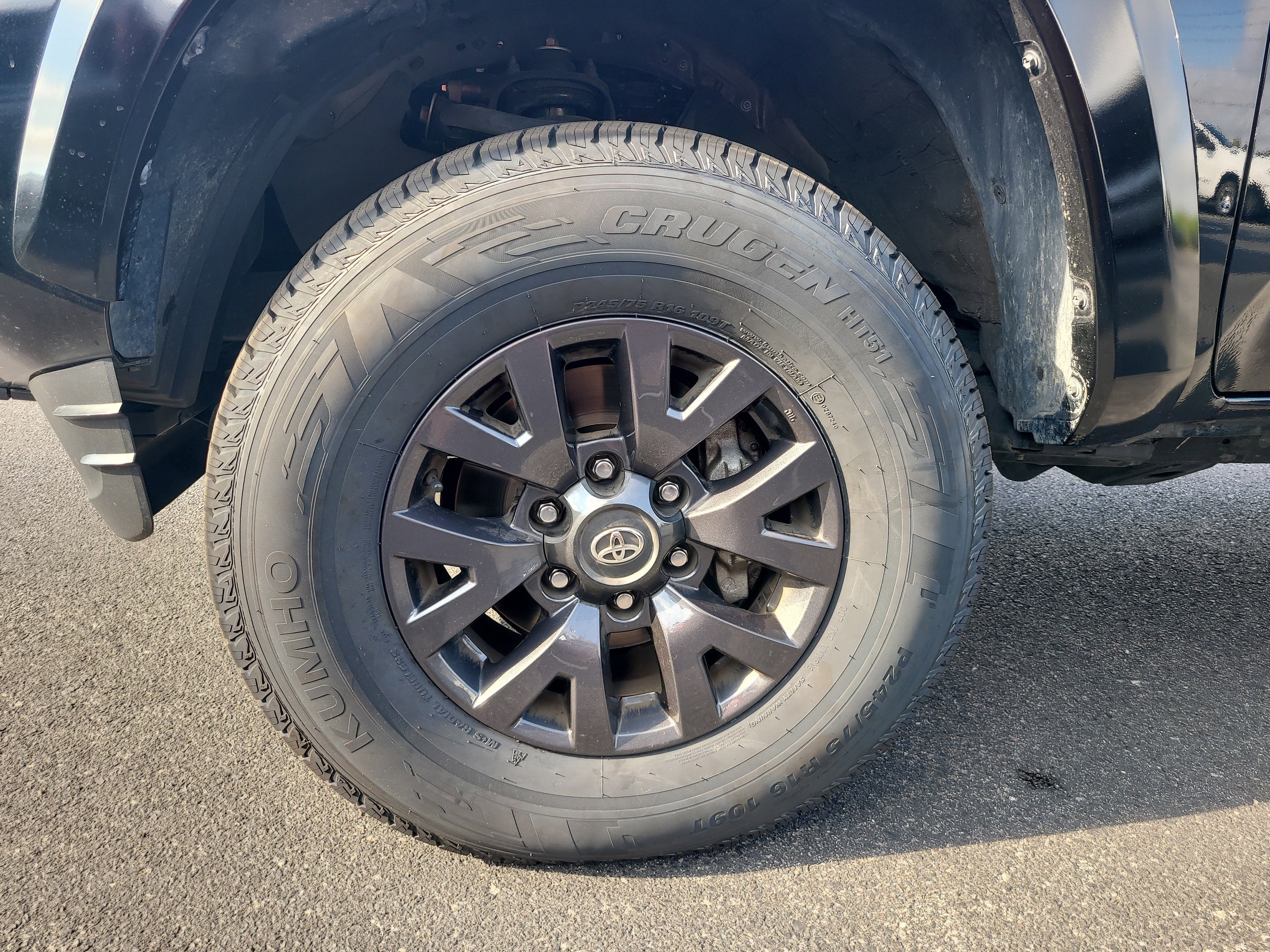 2023 Toyota Tacoma 4WD SR5