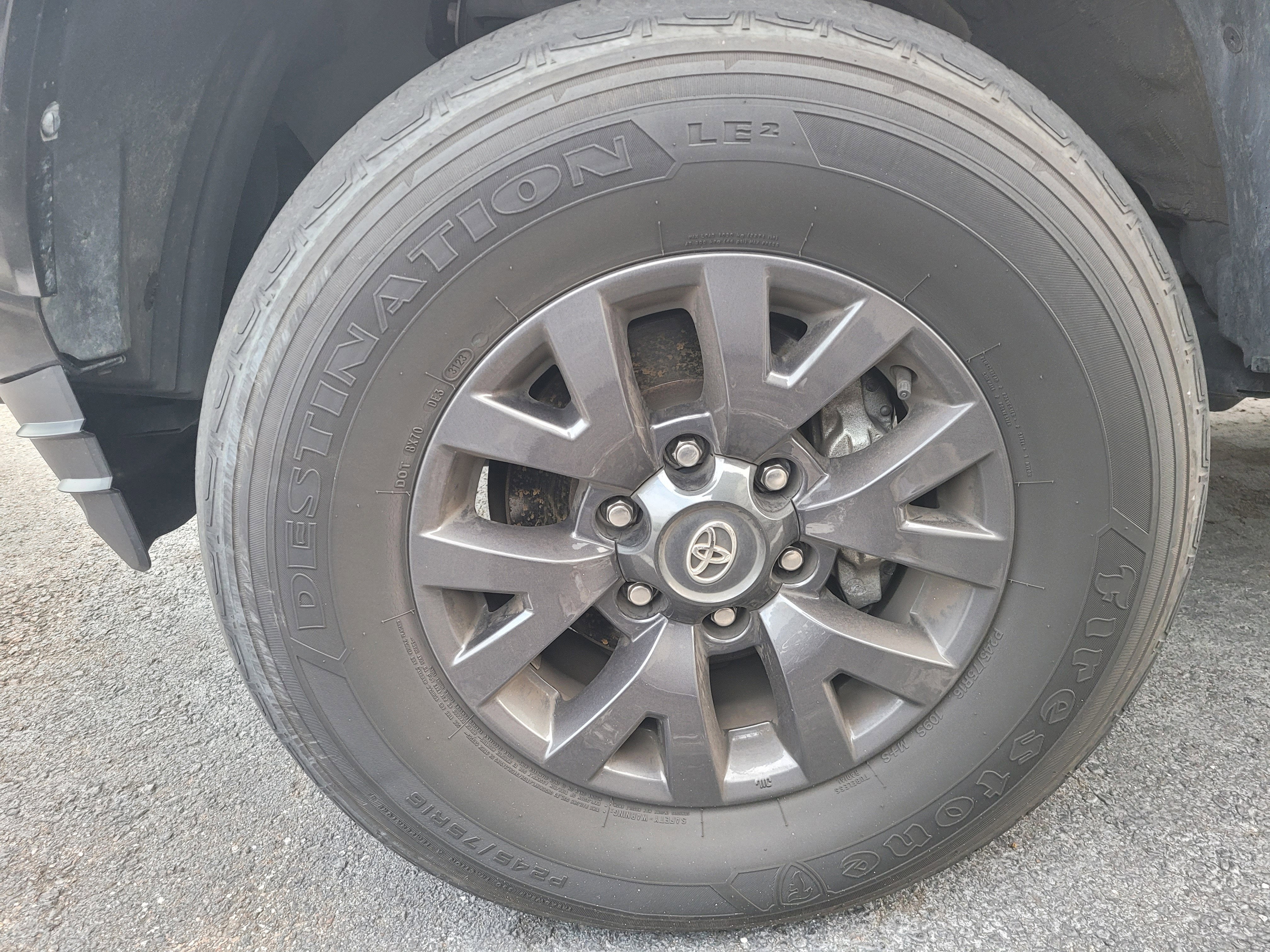 2023 Toyota Tacoma 4WD SR5