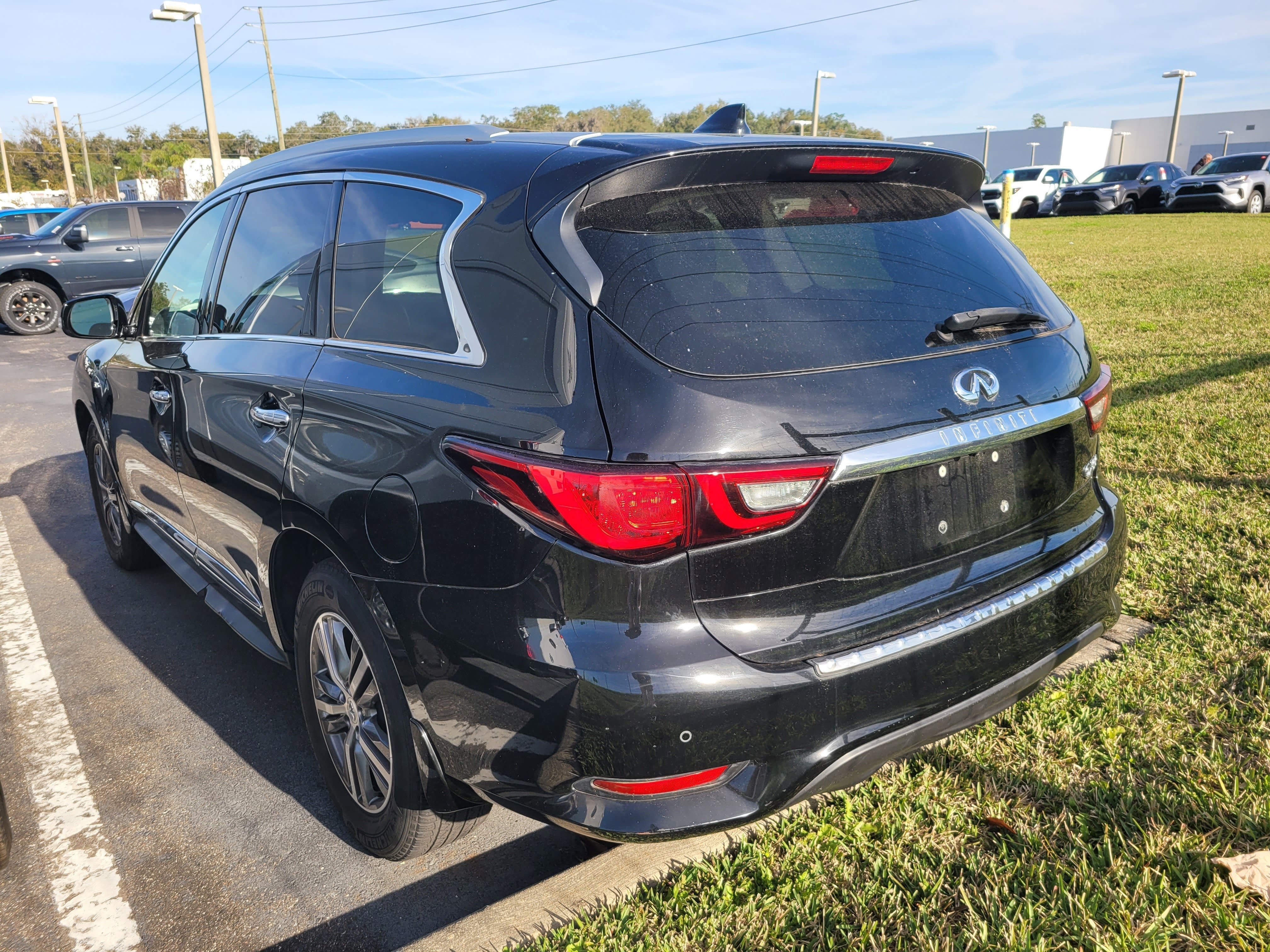 2020 INFINITI QX60 LUXE