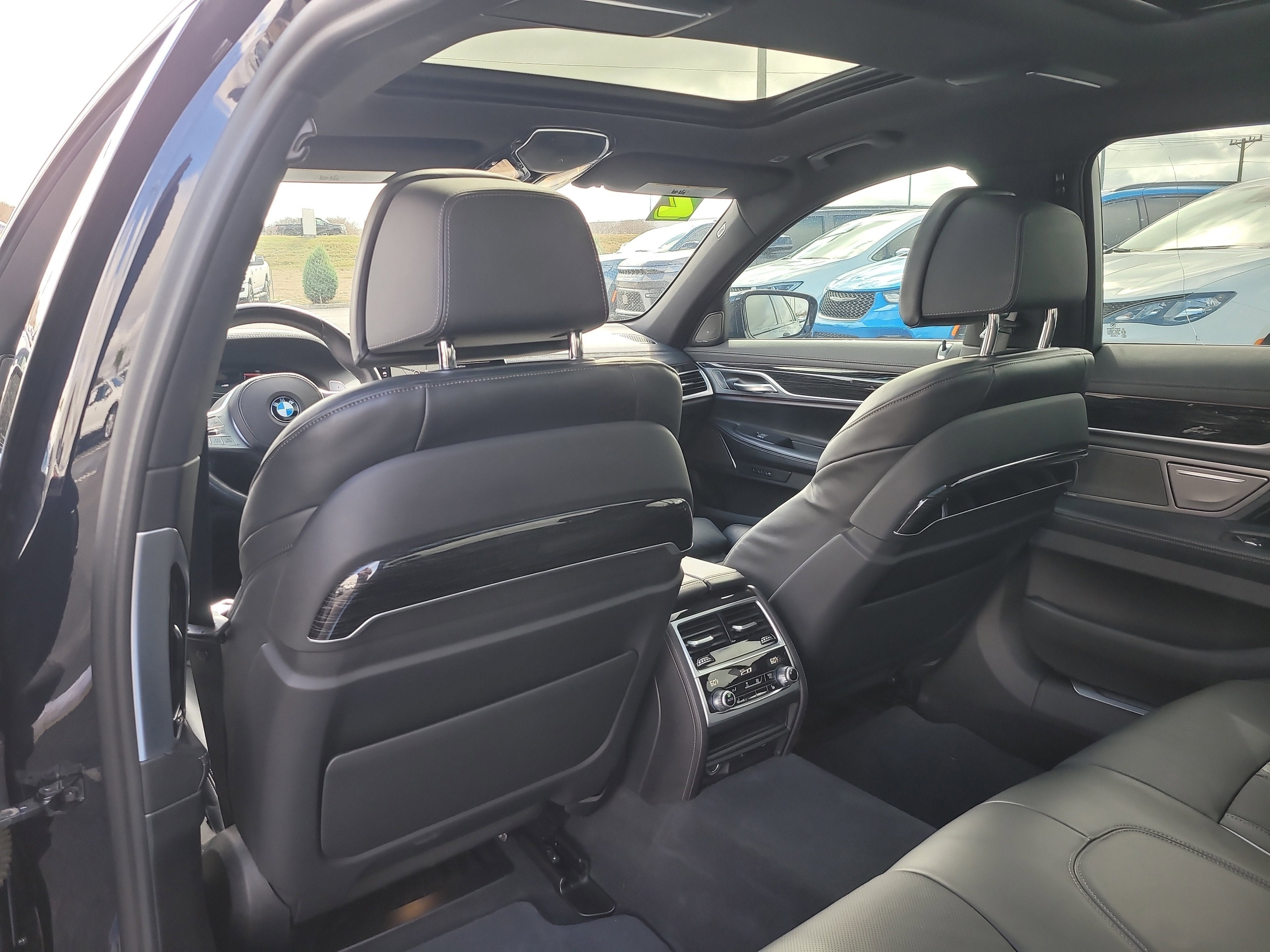 2022 BMW 7 Series 750i xDrive