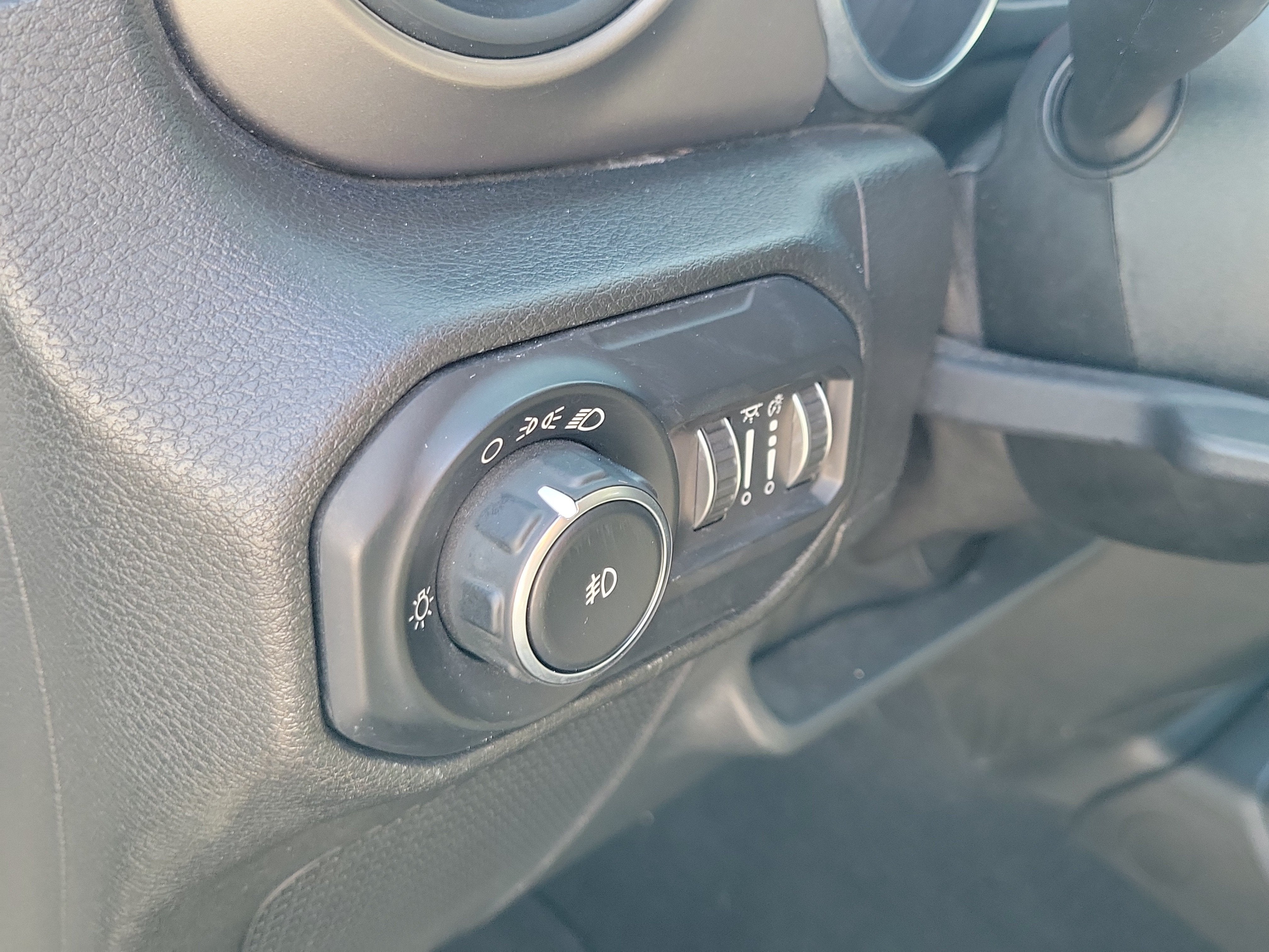 2020 Jeep Wrangler Sport