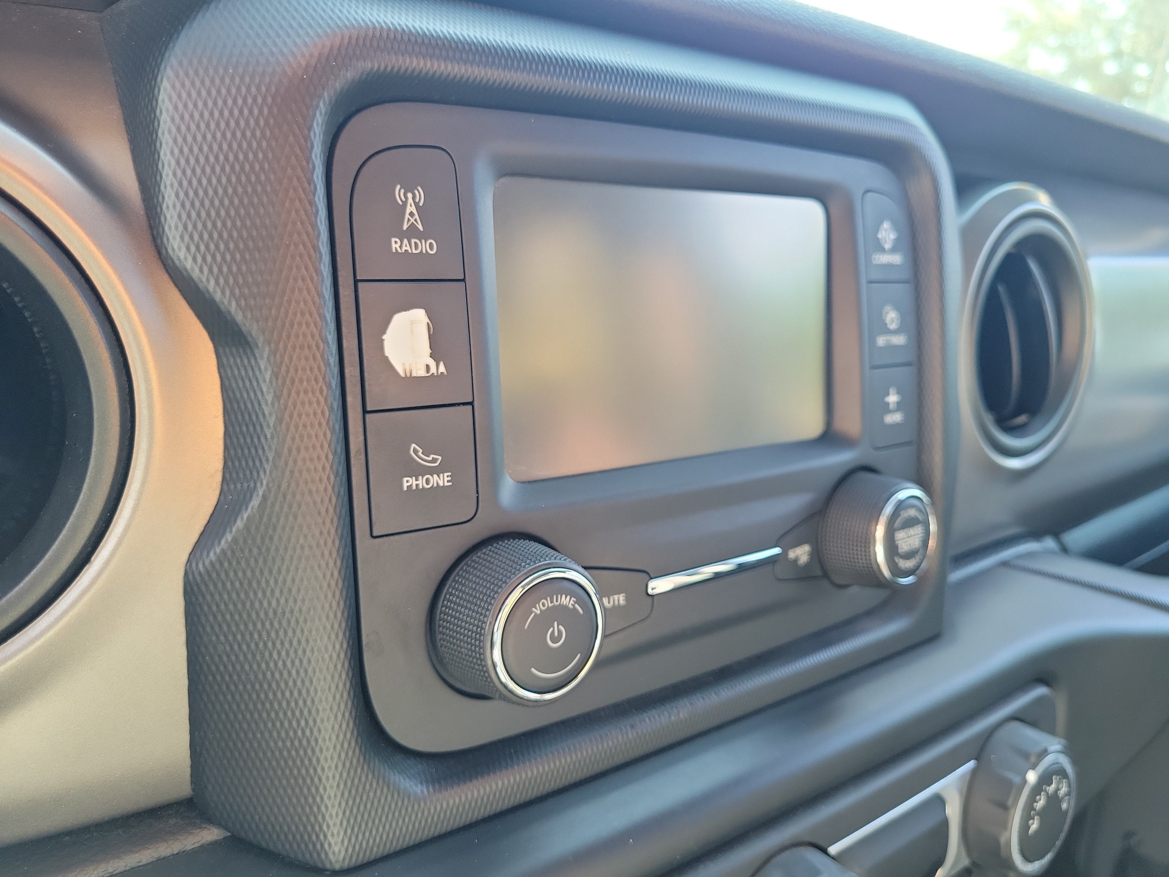 2020 Jeep Wrangler Sport