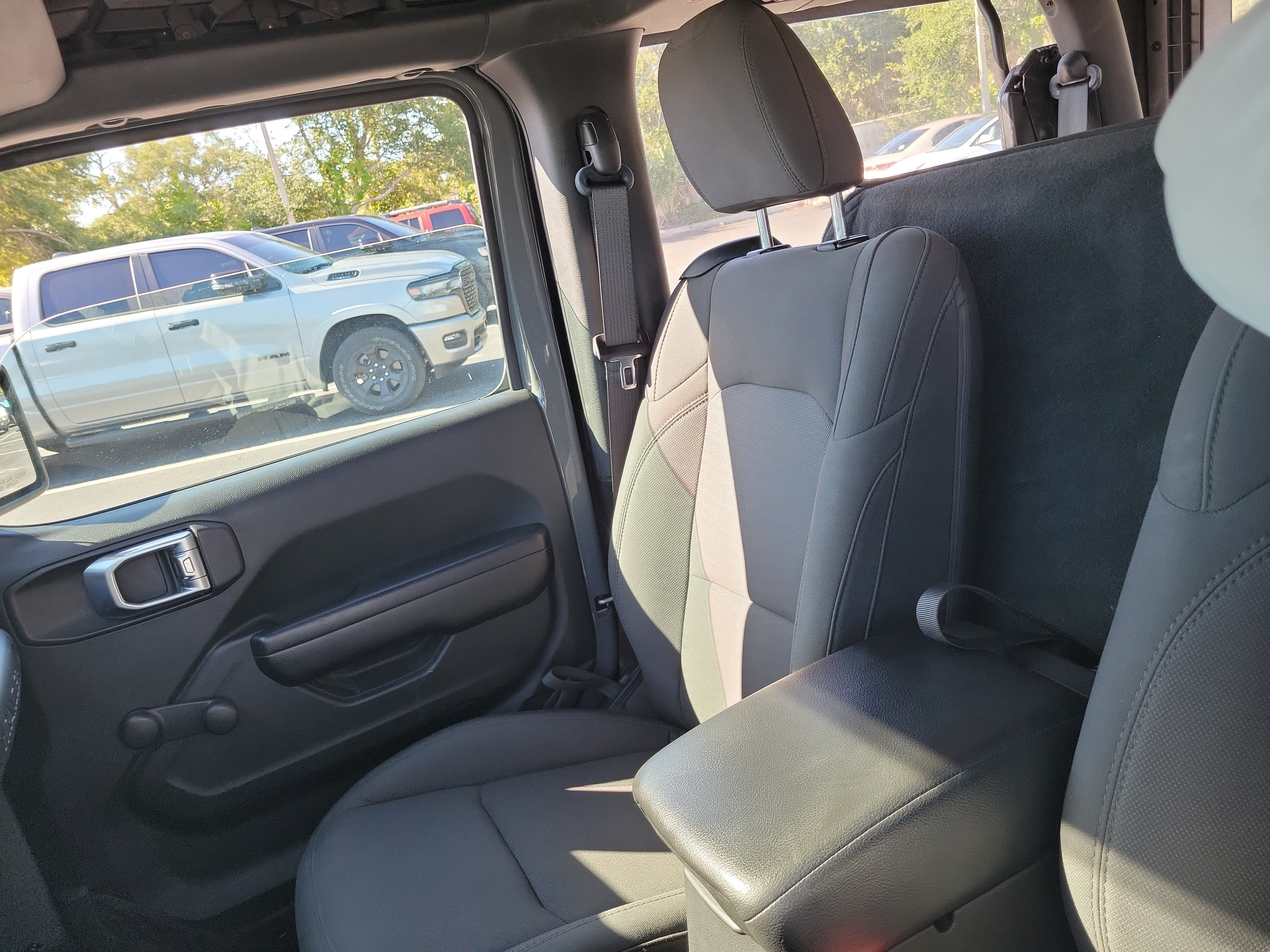 2020 Jeep Wrangler Sport