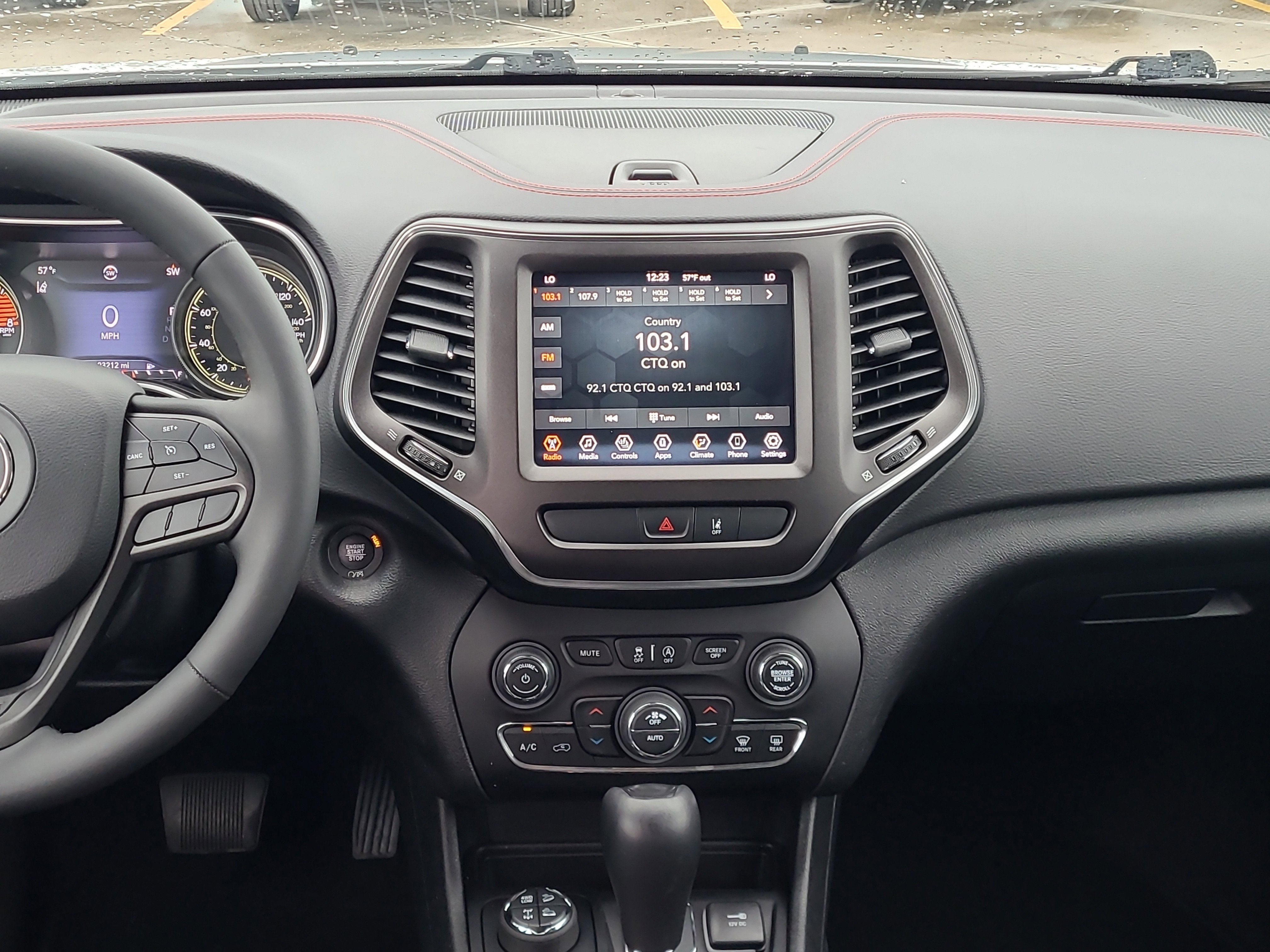 2022 Jeep Cherokee Trailhawk