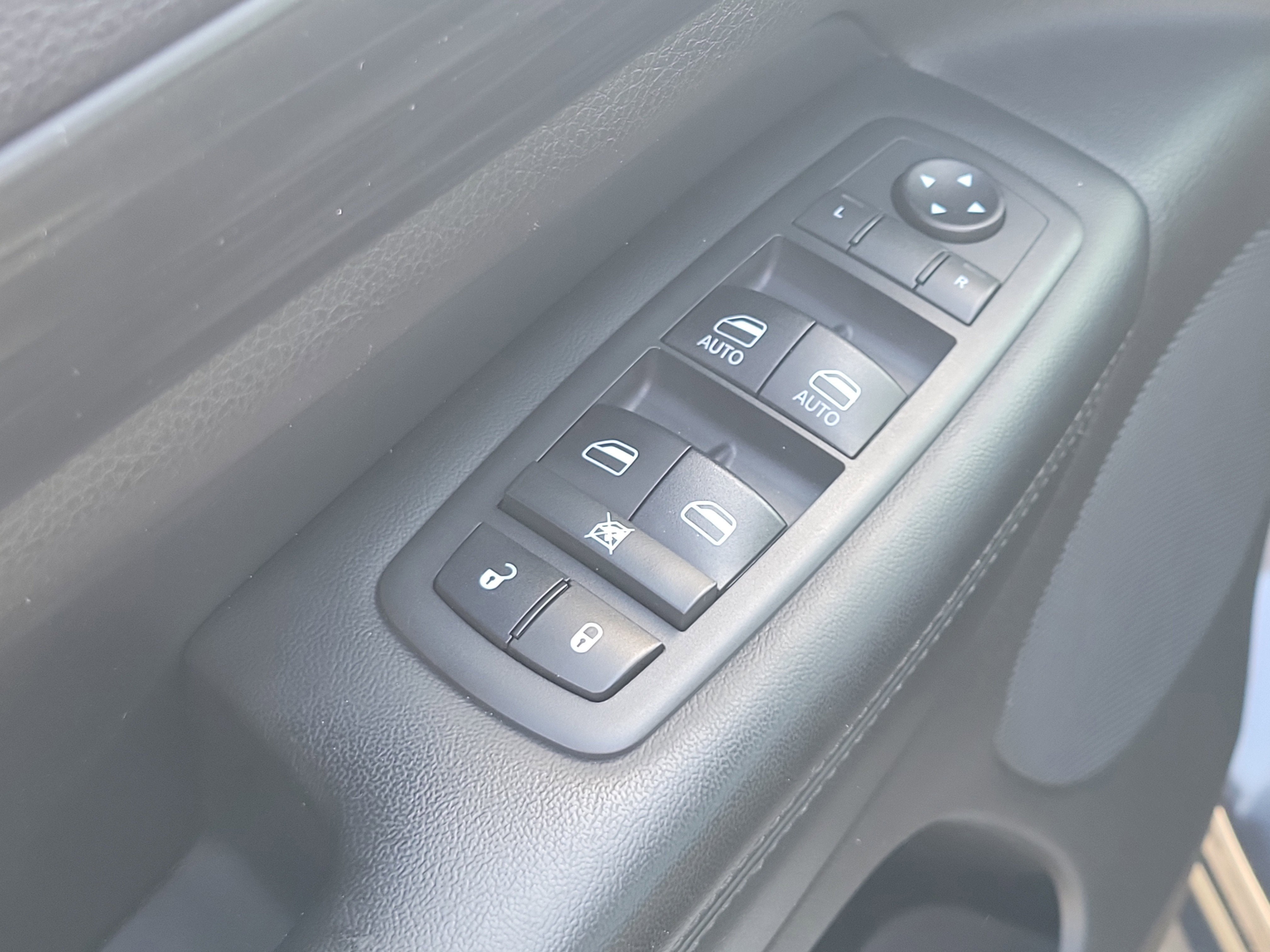 2020 Jeep Grand Cherokee Laredo E