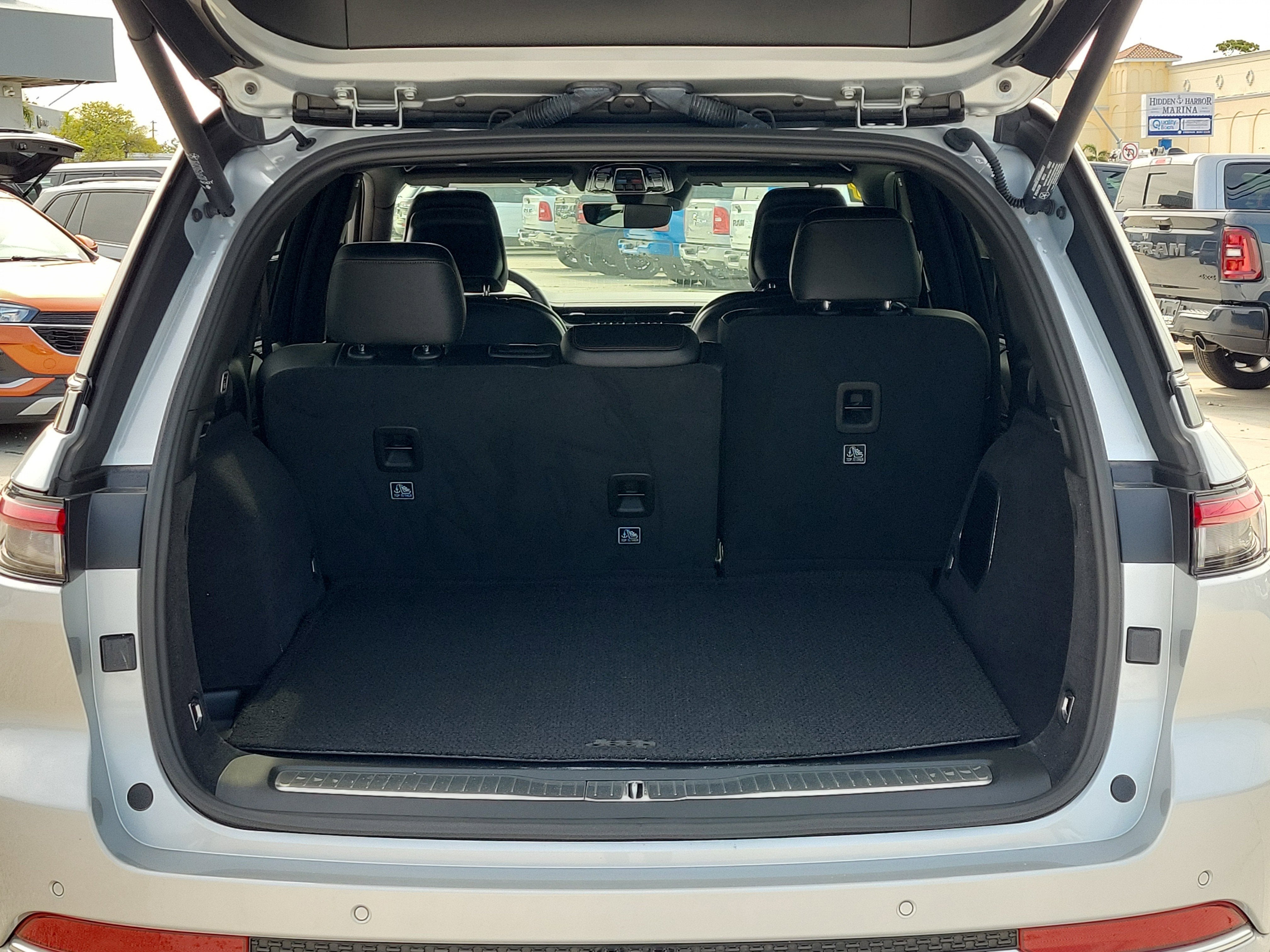 2024 Jeep Grand Cherokee Summit