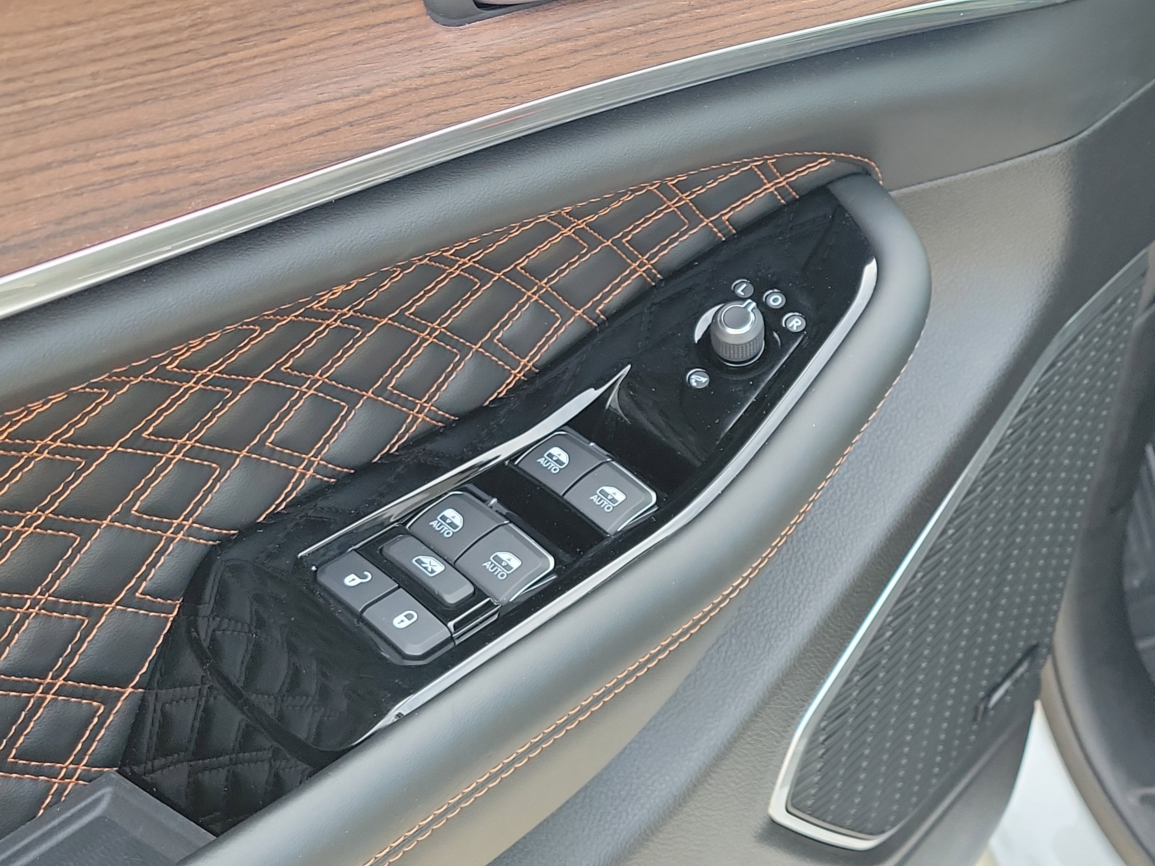 2024 Jeep Grand Cherokee Summit