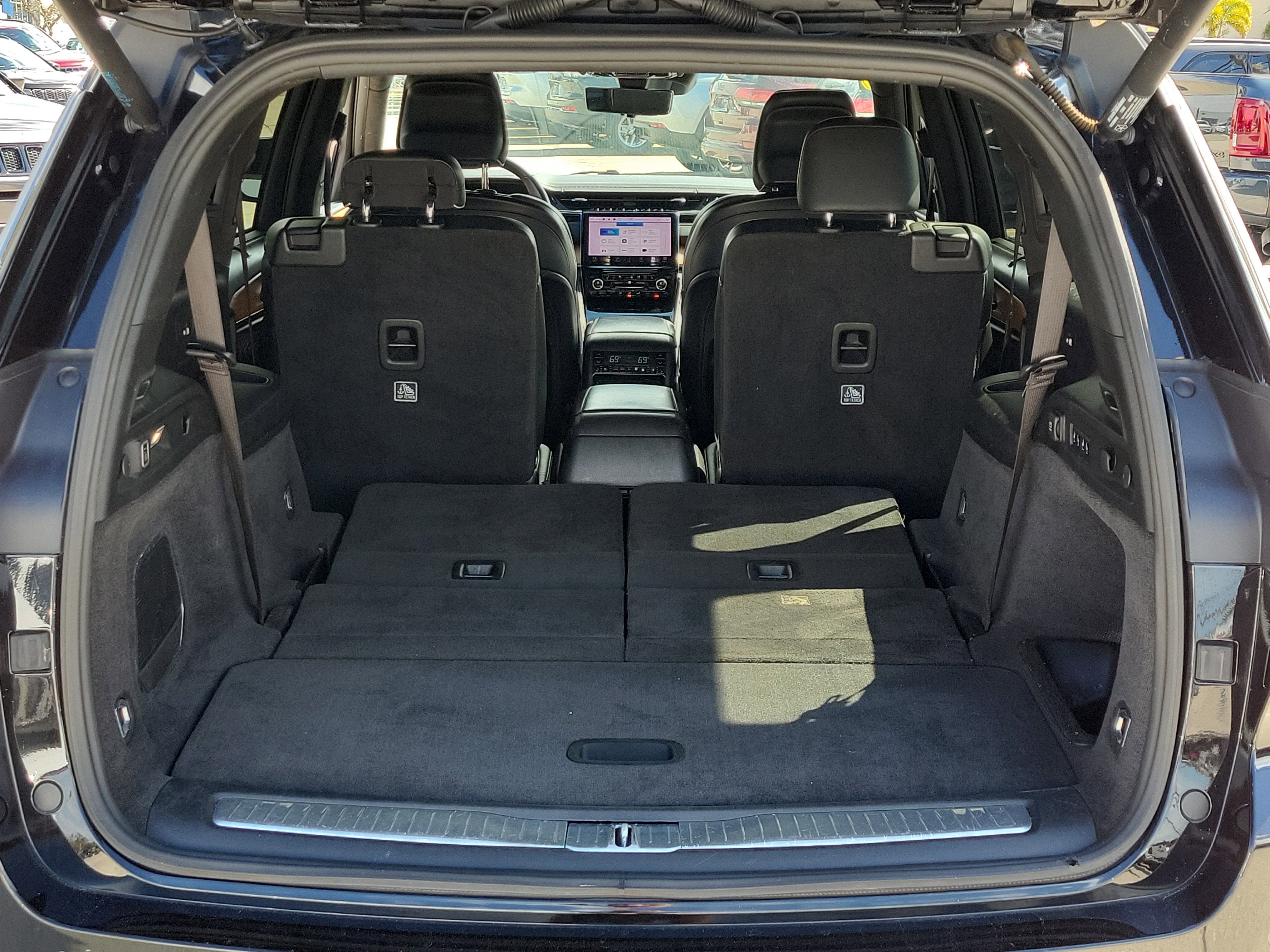 2022 Jeep Grand Cherokee L Summit Reserve