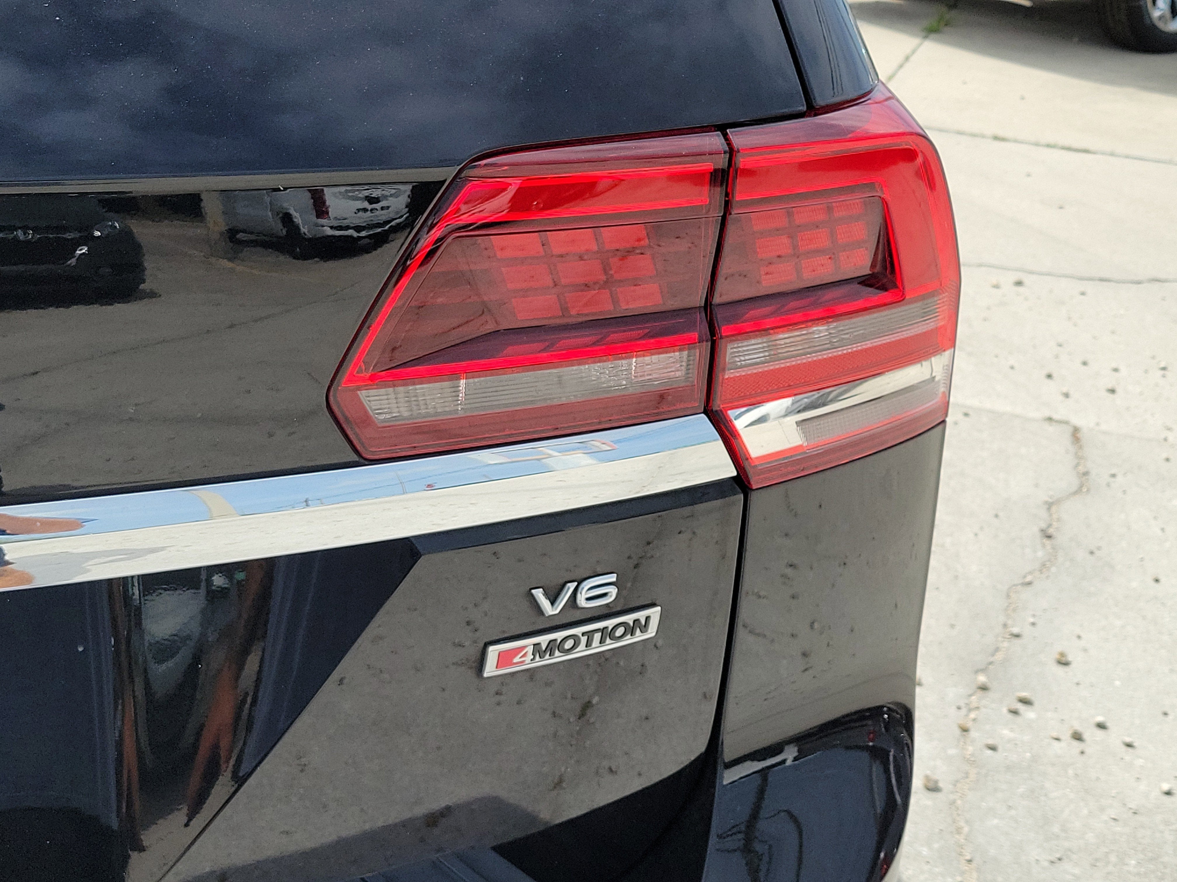 2019 Volkswagen Atlas 3.6L V6 SEL Premium