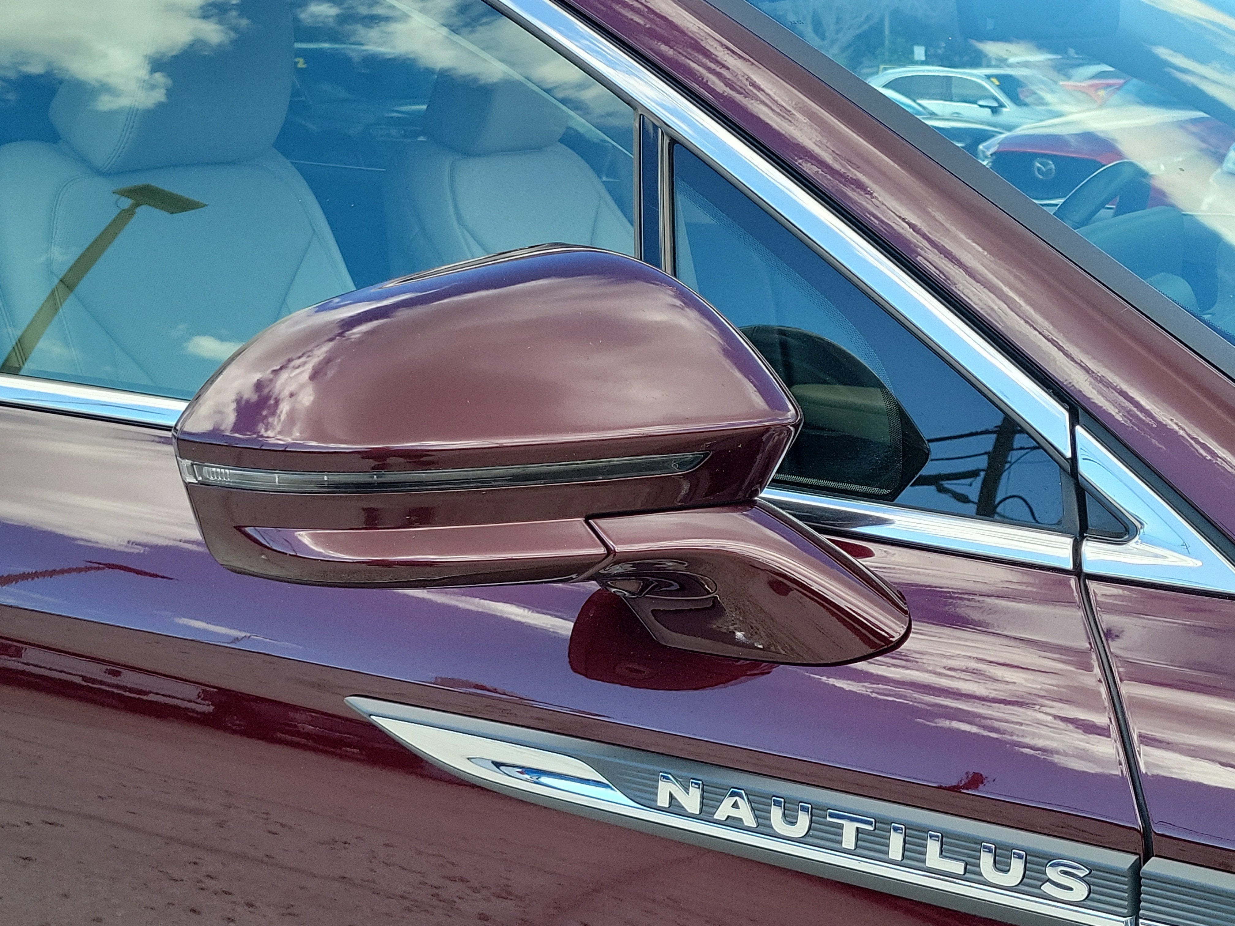2022 Lincoln Nautilus Reserve