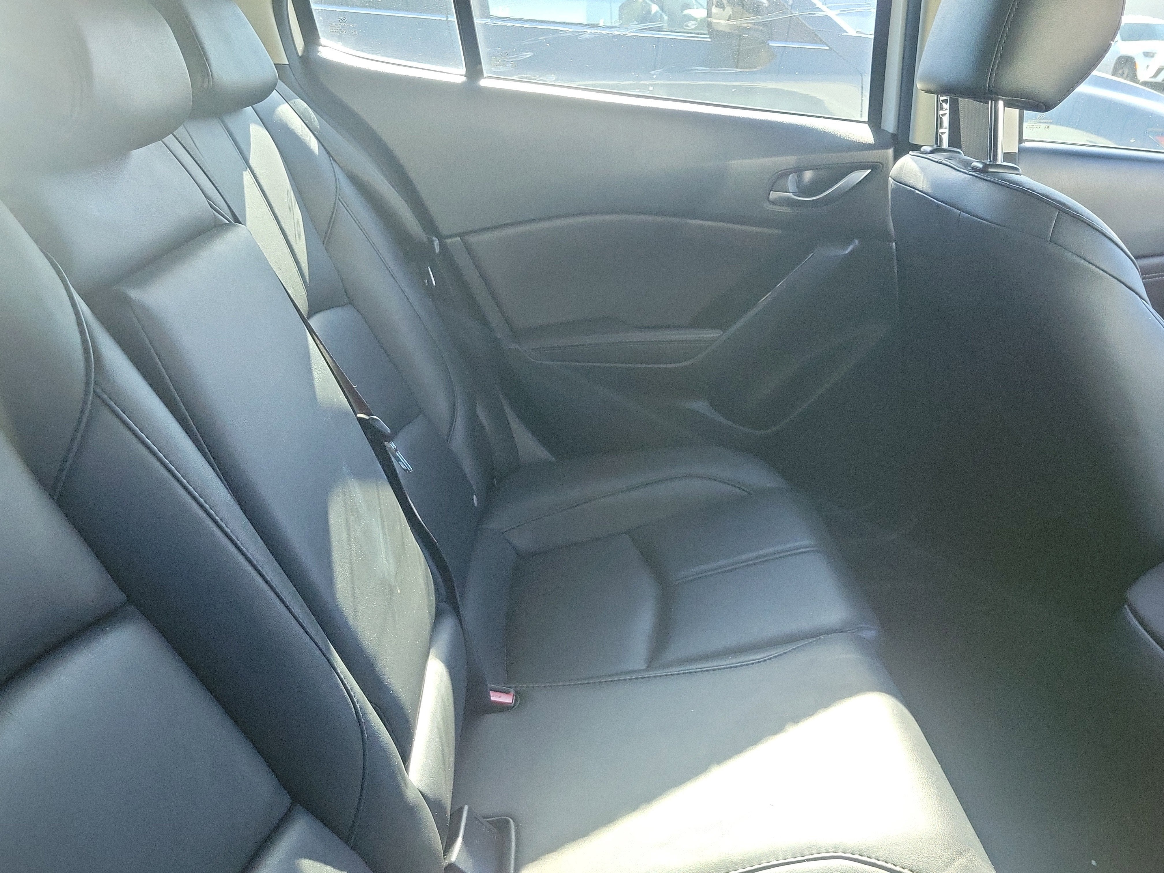 2018 Mazda Mazda3 5-Door Touring