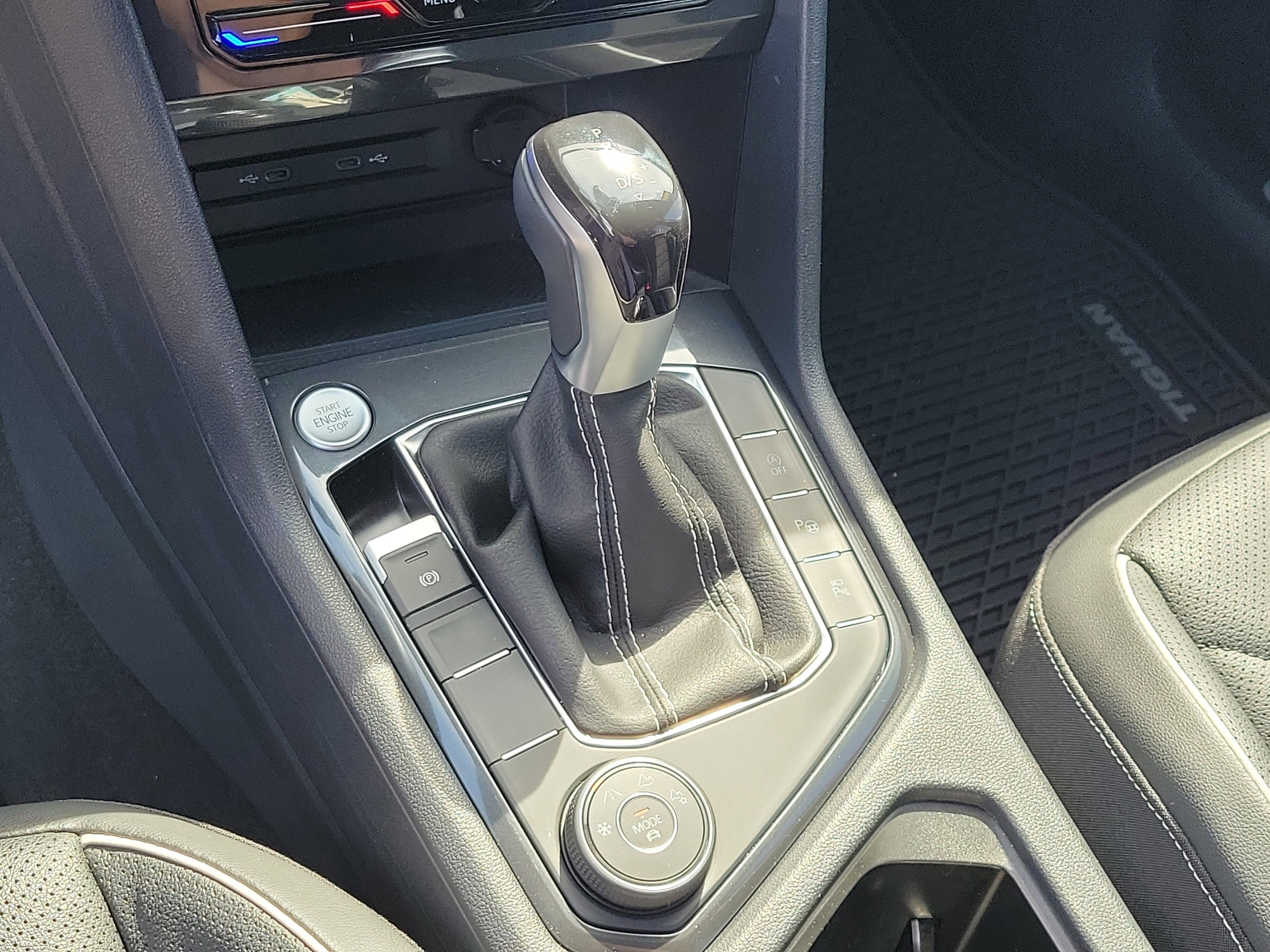 2023 Volkswagen Tiguan SEL R-Line