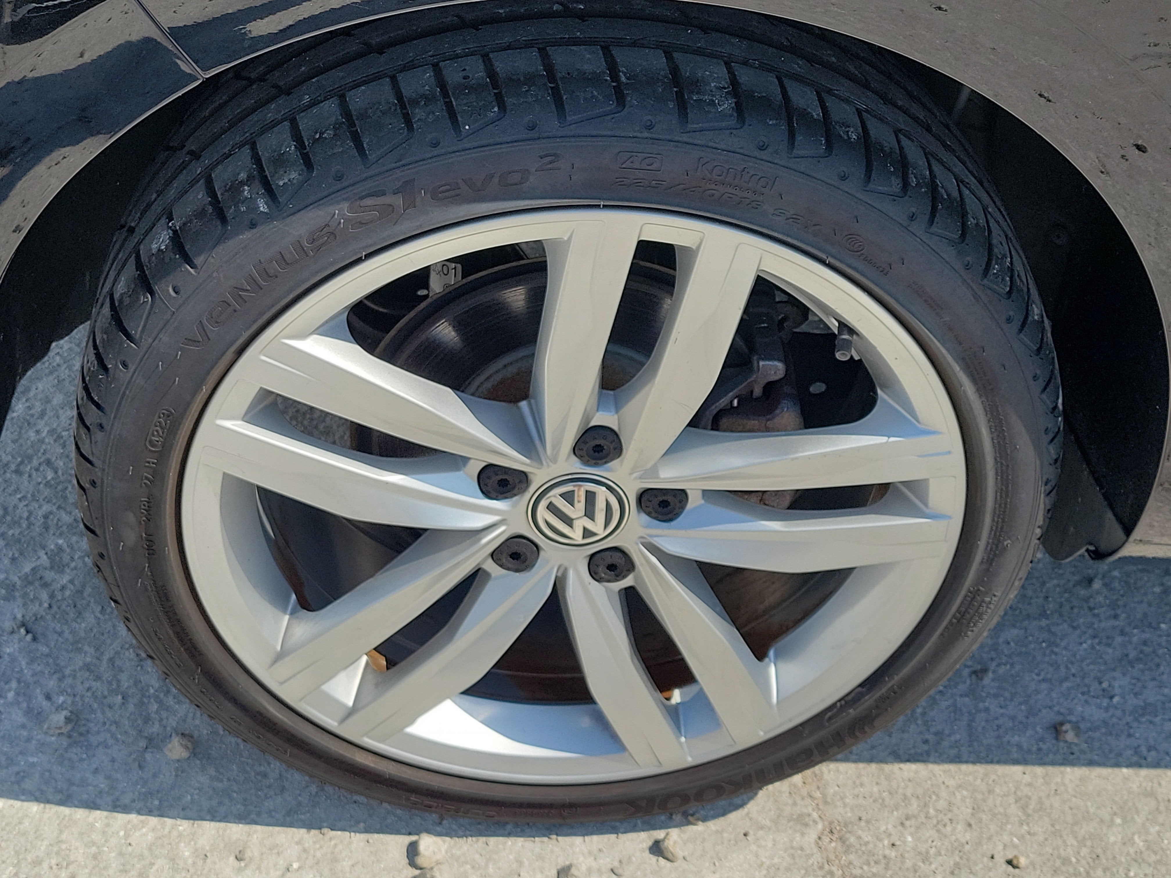 2017 Volkswagen Golf SEL