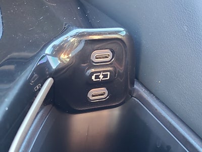 2025 Toyota Crown Signia XLE