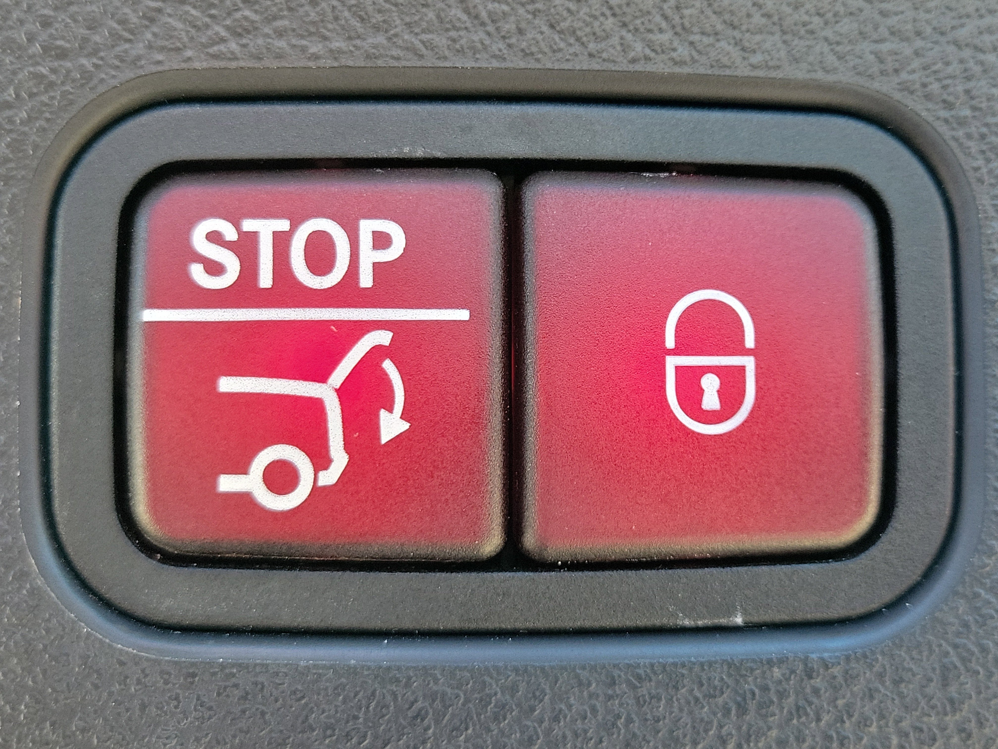 2023 Mercedes-Benz GLC GLC 300