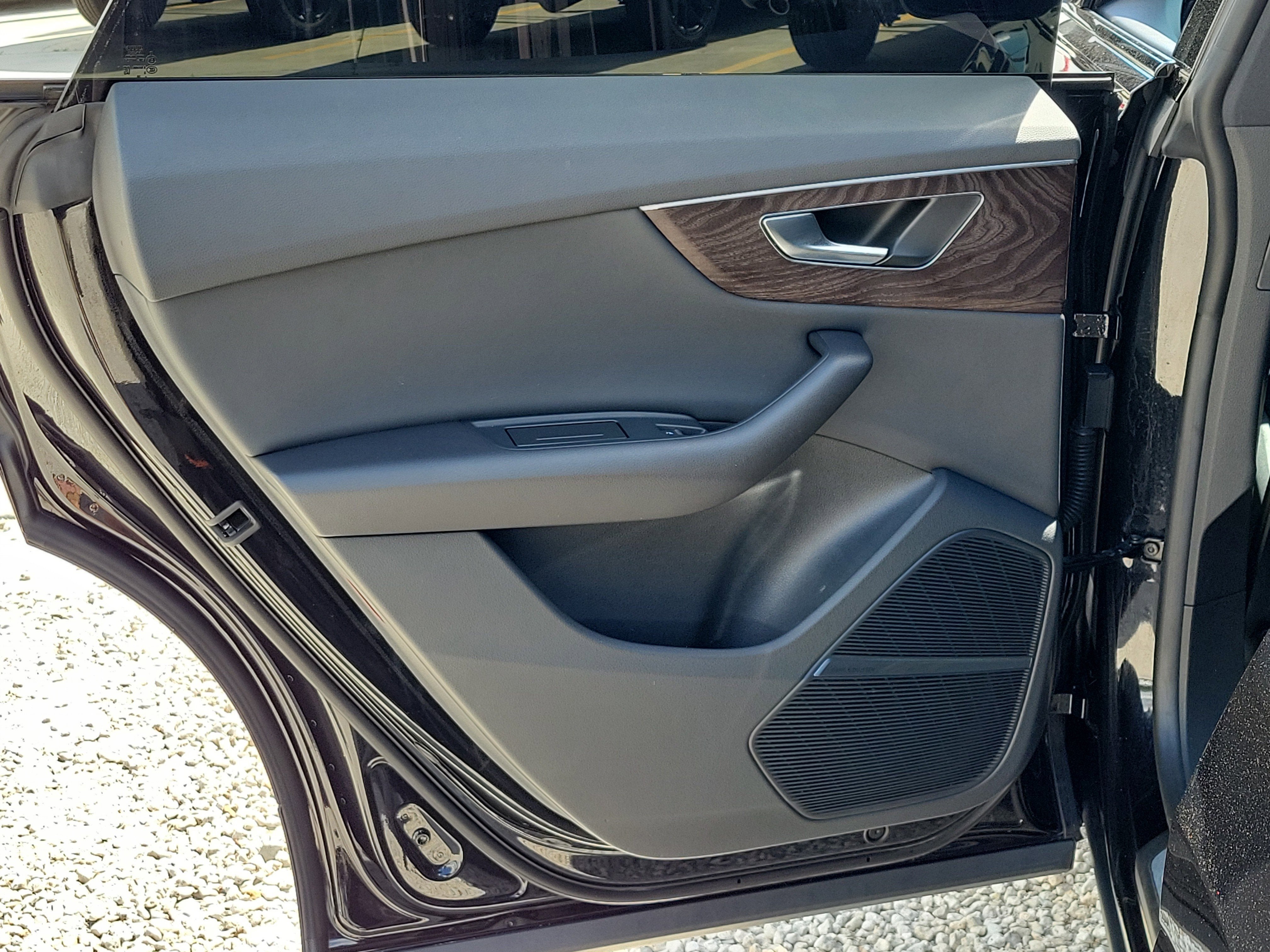 2021 Audi Q8 Premium Plus