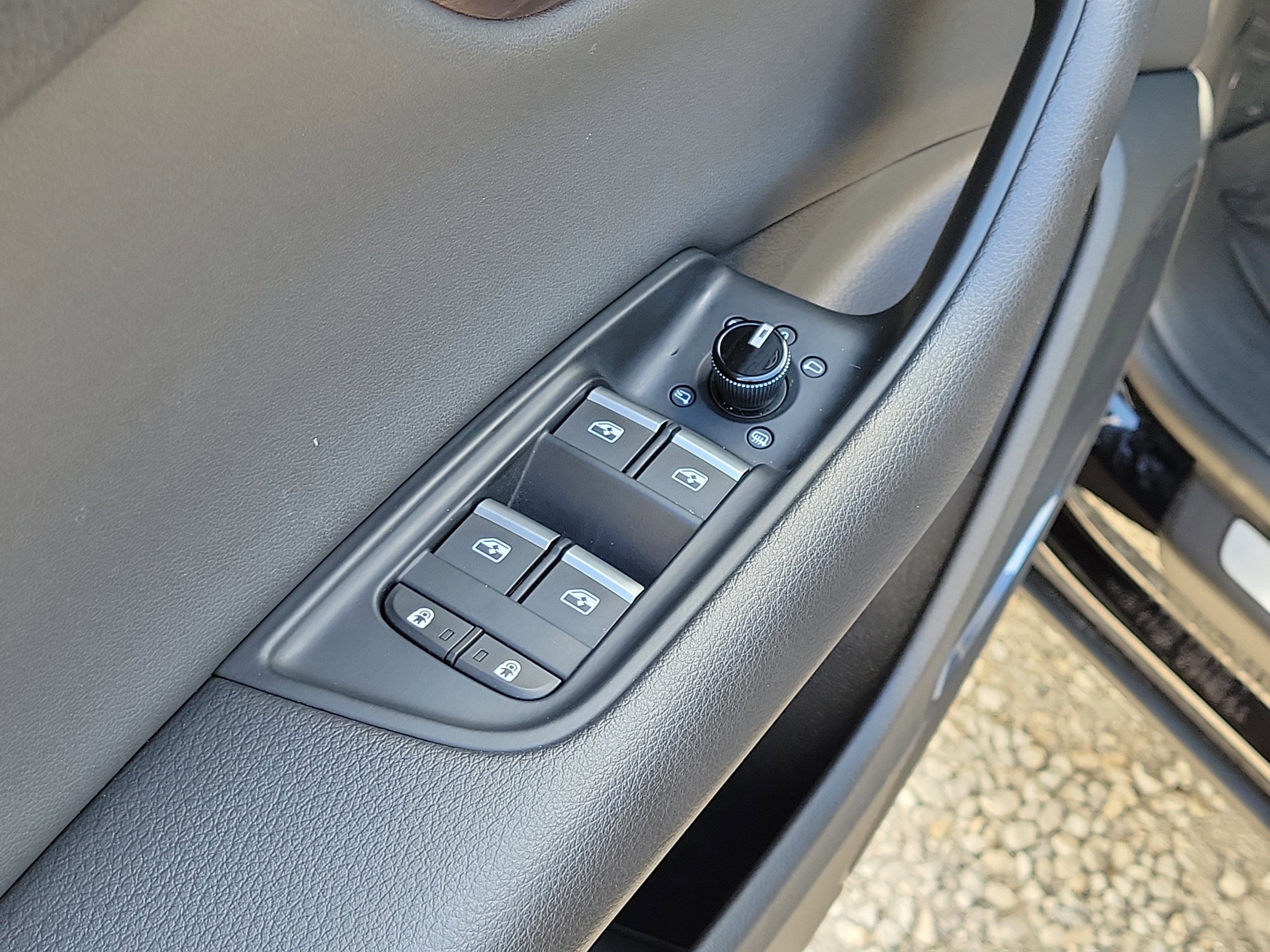 2021 Audi Q8 Premium Plus