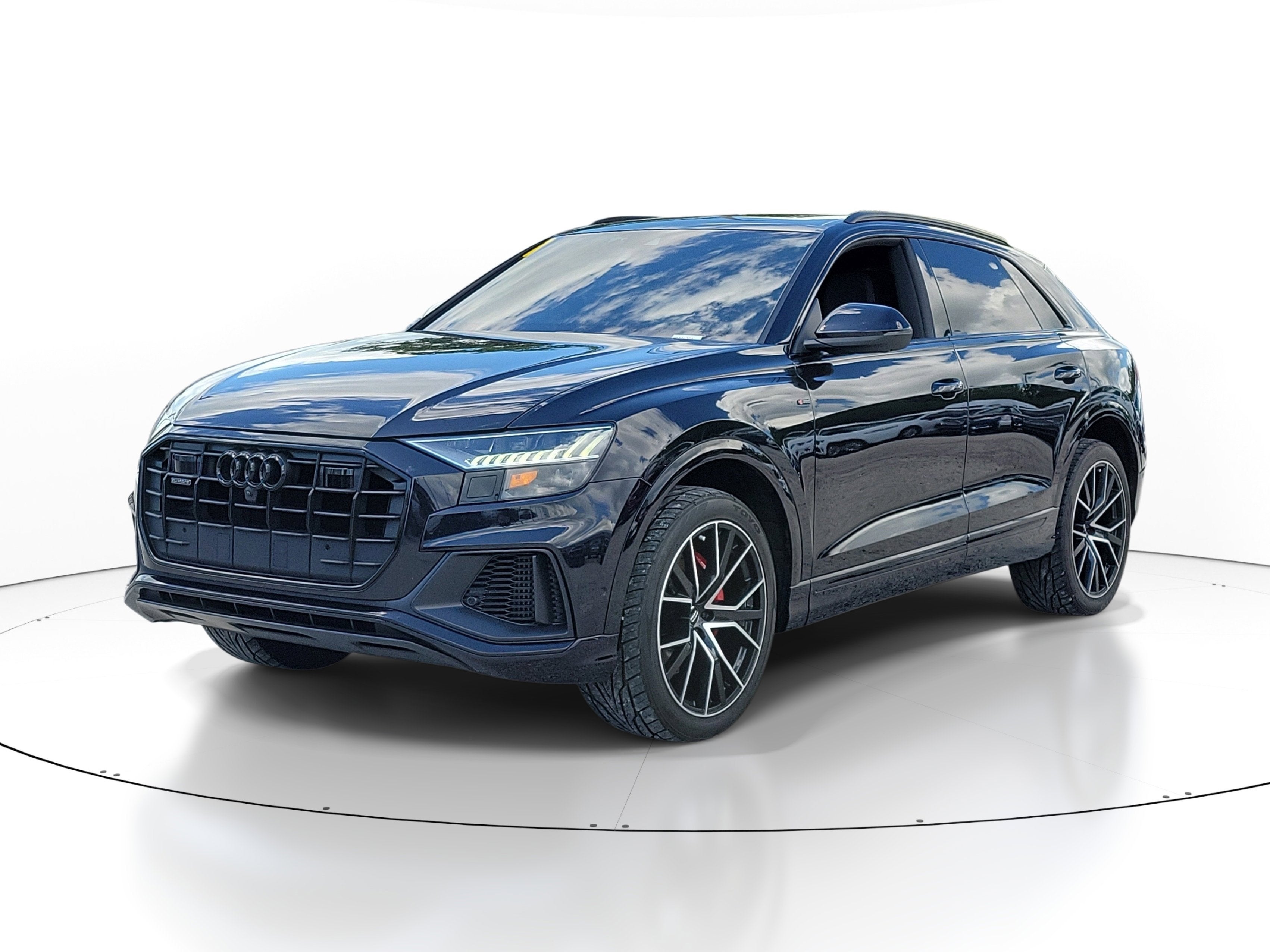2021 Audi Q8 Premium Plus